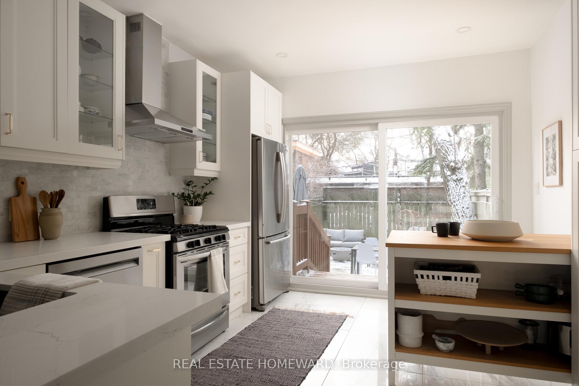 Photo 12 of 127 Withrow Avenue, Toronto, North Riverdale — HOMEH