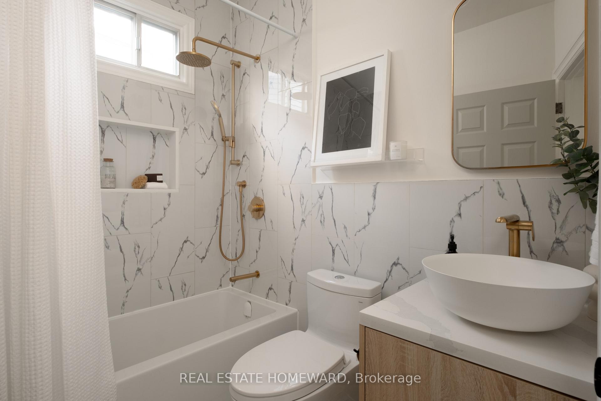 Photo 27 of 127 Withrow Avenue, Toronto, North Riverdale — HOMEH