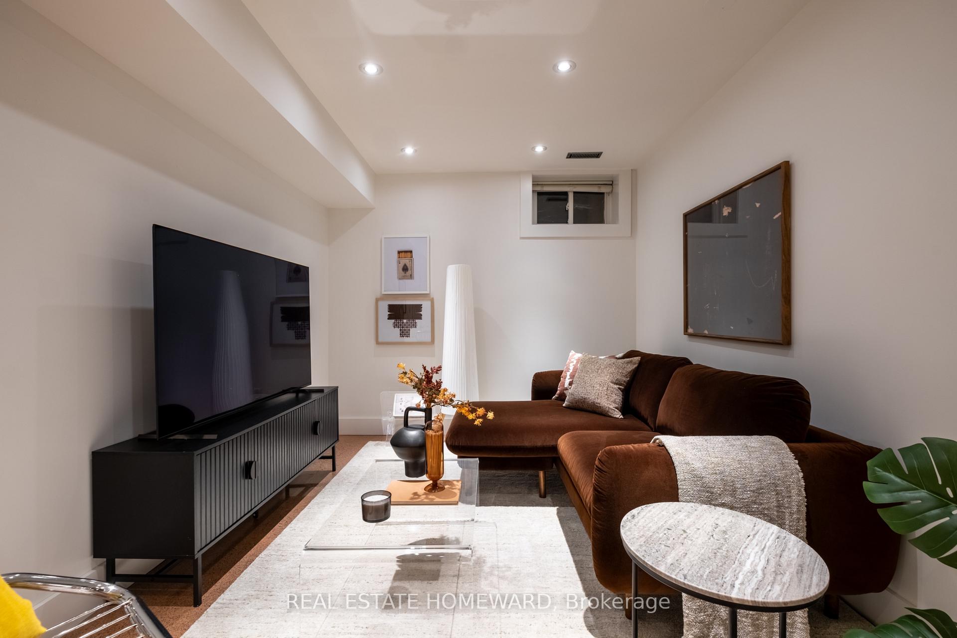 Photo 28 of 127 Withrow Avenue, Toronto, North Riverdale — HOMEH