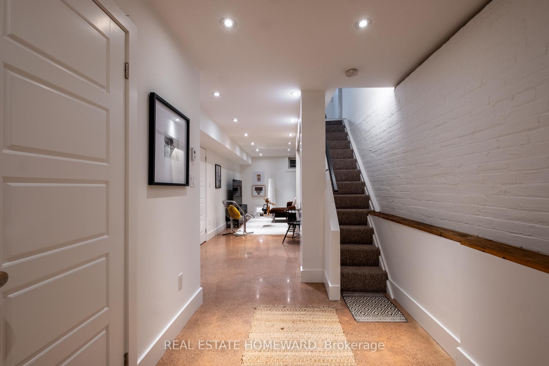 Photo 34 of 127 Withrow Avenue, Toronto, North Riverdale — HOMEH