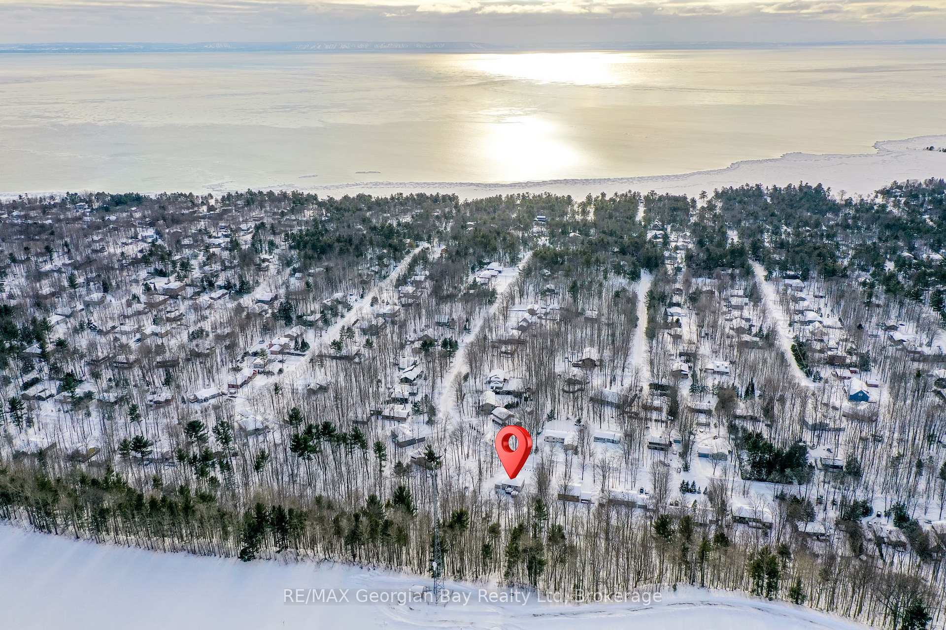 Photo 38 of 109 Desroches Trail, Tiny, Rural Tiny — HOMEH