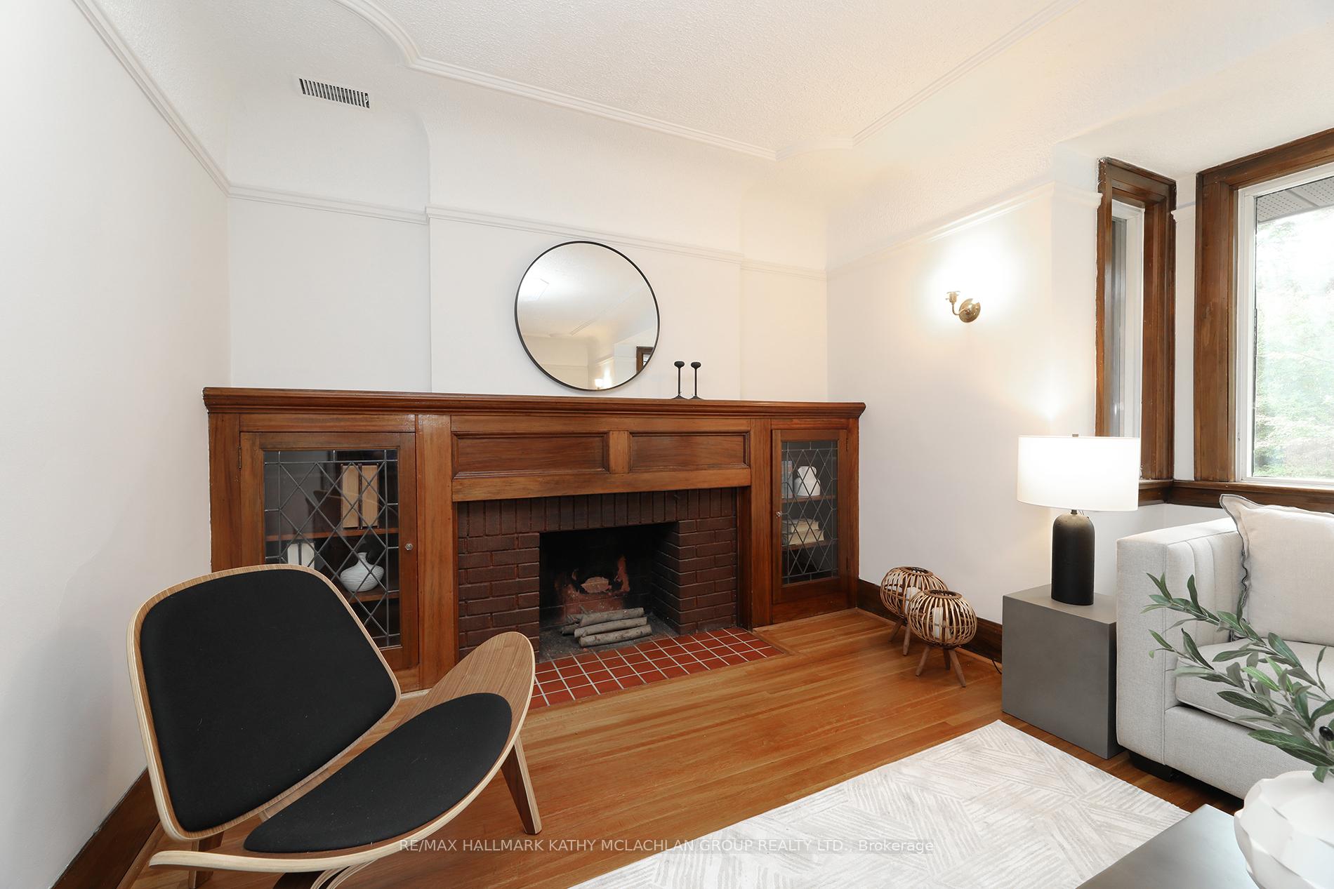 Photo 7 of 12 Cameron Crescent, Toronto, Leaside — HOMEH
