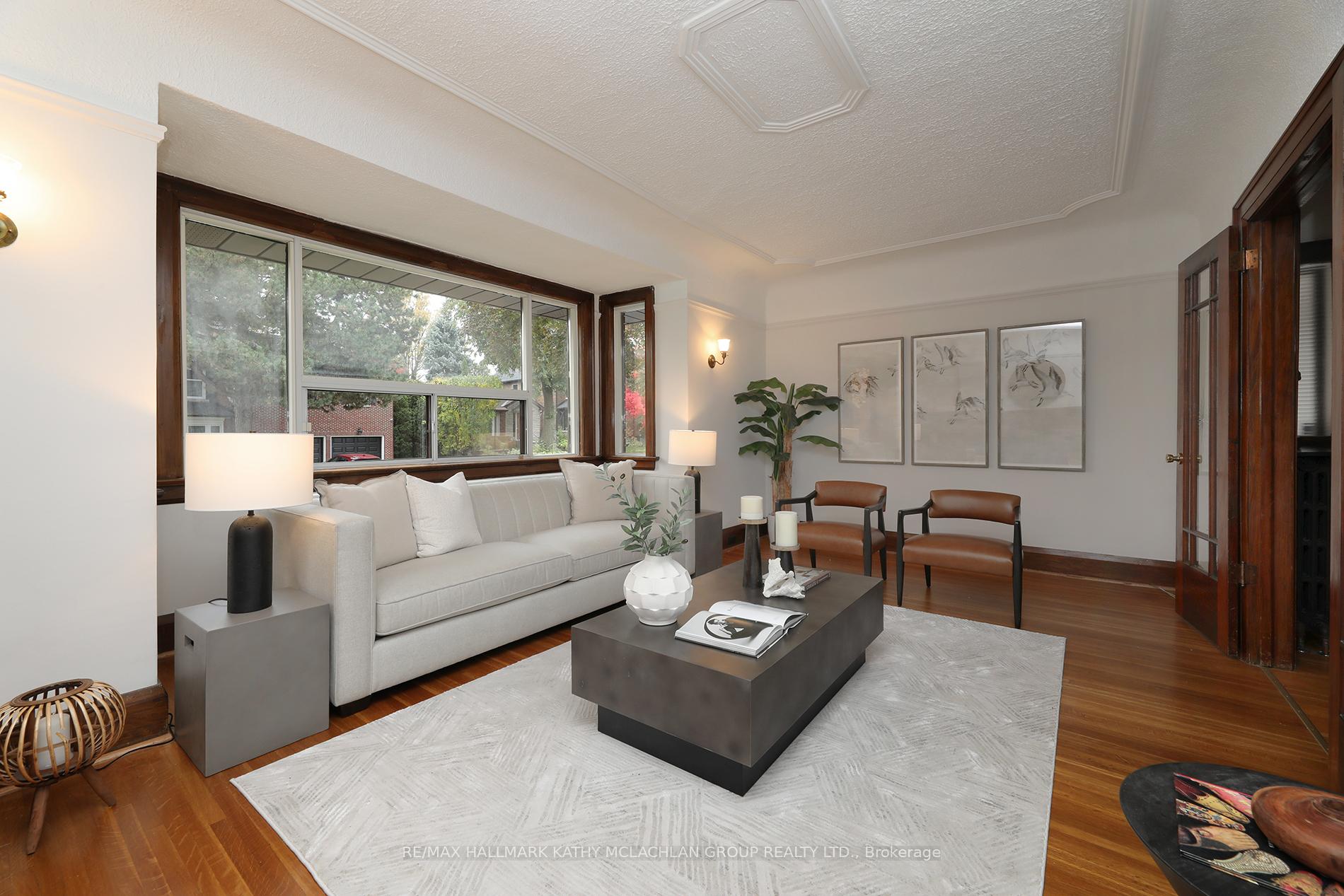 Photo 8 of 12 Cameron Crescent, Toronto, Leaside — HOMEH