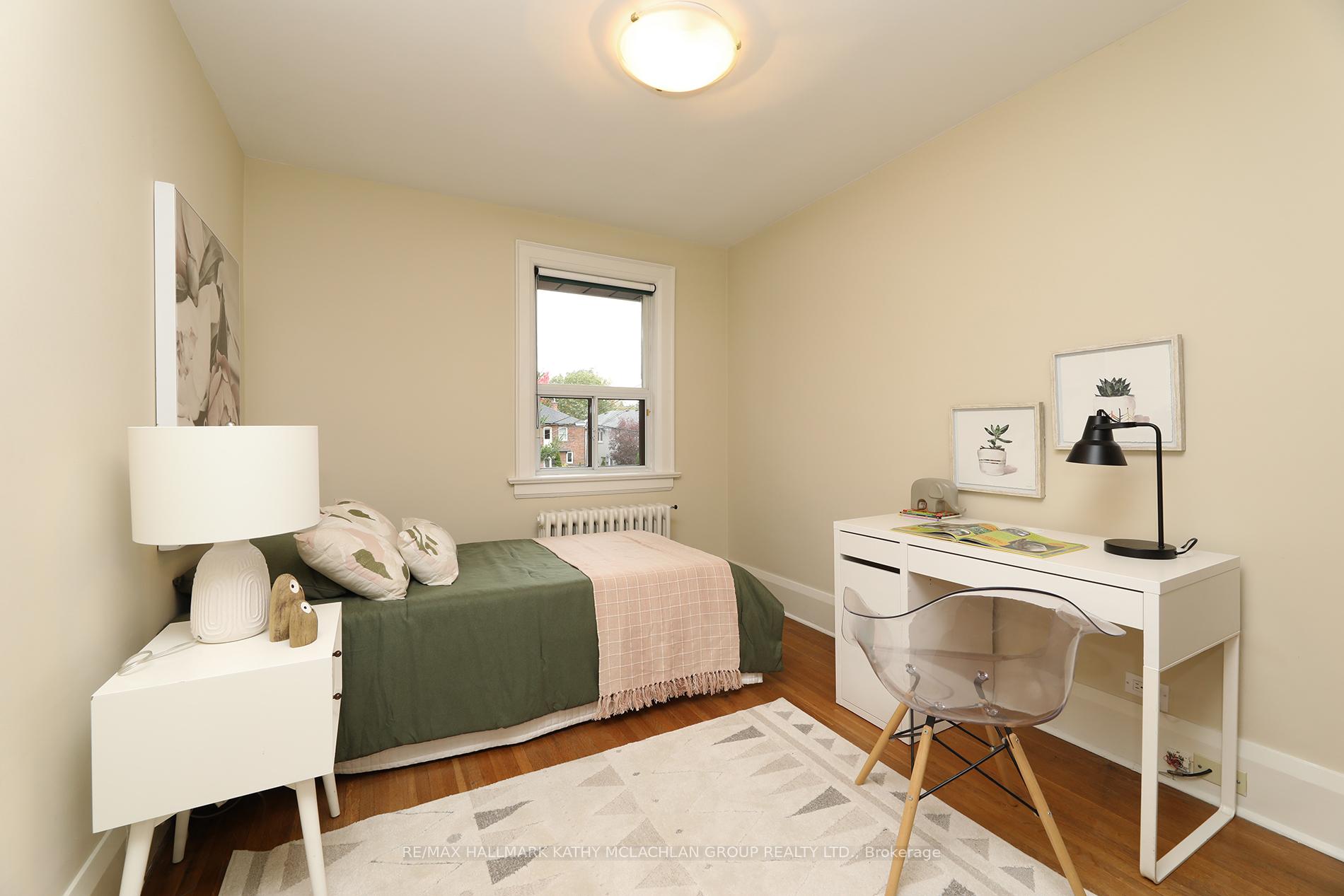 Photo 20 of 12 Cameron Crescent, Toronto, Leaside — HOMEH