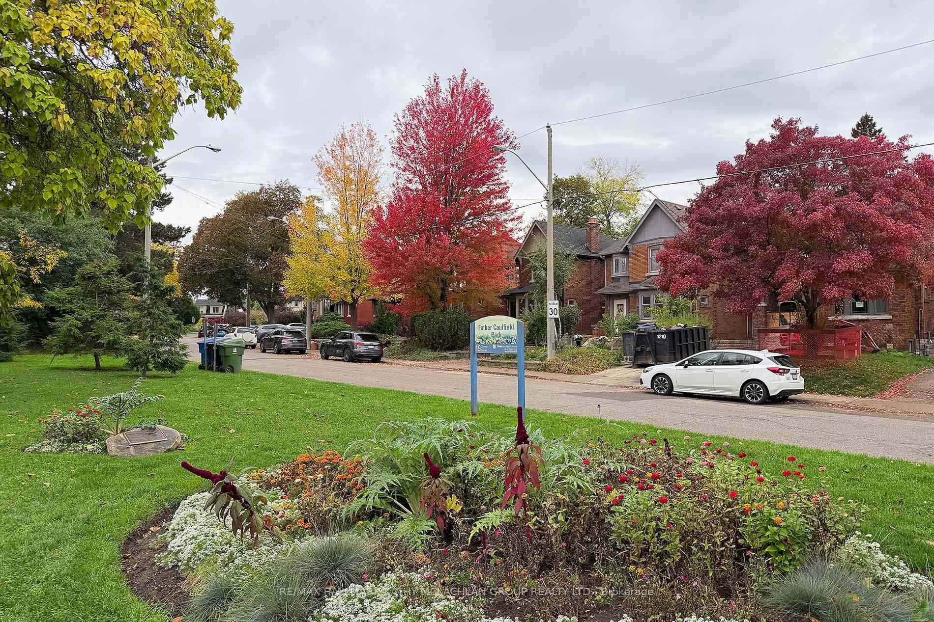 Photo 33 of 12 Cameron Crescent, Toronto, Leaside — HOMEH
