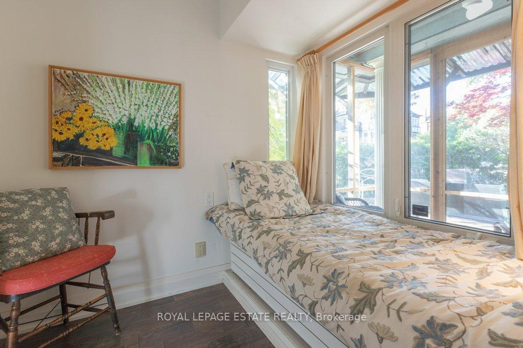 Photo 12 of 71 Rainsford Road, Toronto, The Beaches — HOMEH
