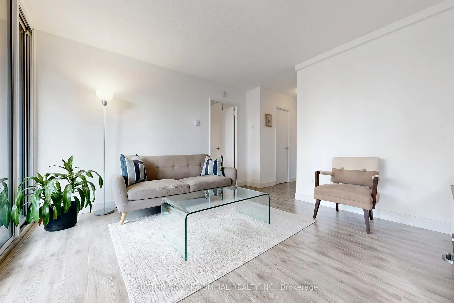 Photo 3 of Unit 1509, 40 Homewood Avenue, Toronto, Cabbagetown-South St. James Town — HOMEH