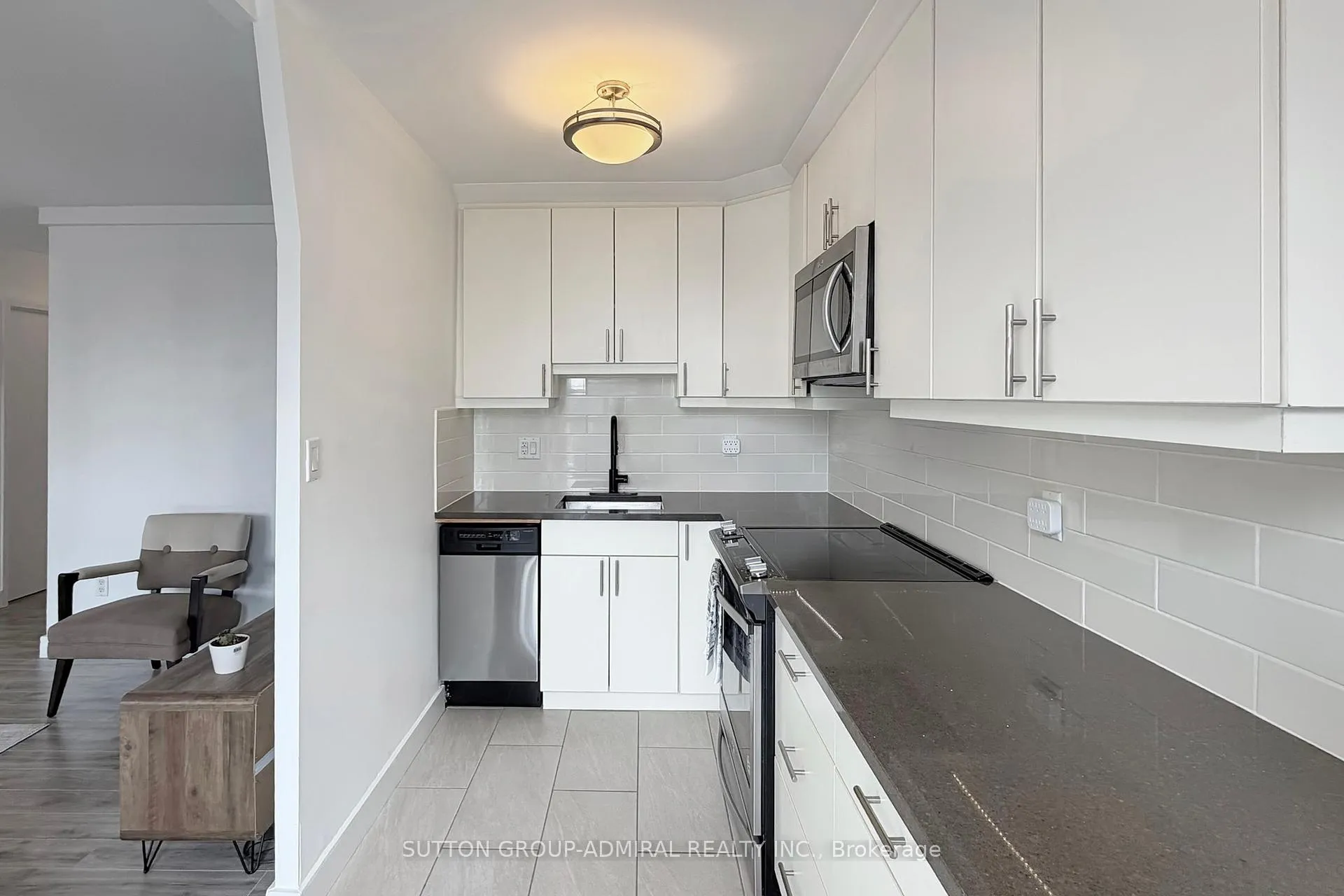 Photo 8 of Unit 1509, 40 Homewood Avenue, Toronto, Cabbagetown-South St. James Town — HOMEH
