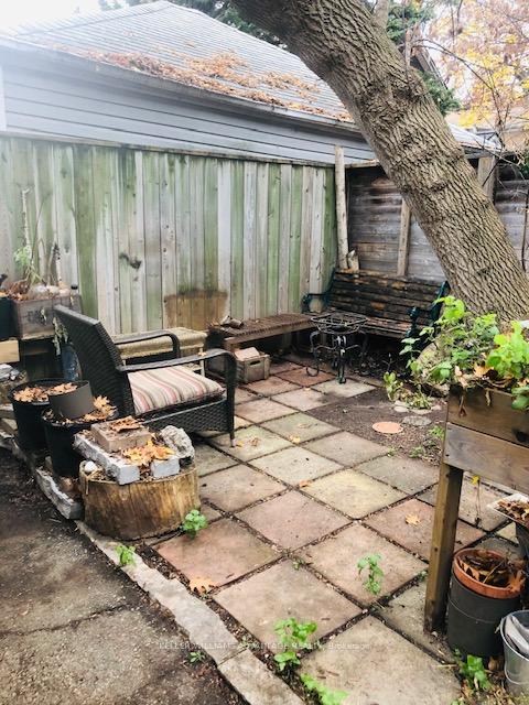 Photo 4 of Unit 4, 54 Waverley Road, Toronto, The Beaches — HOMEH