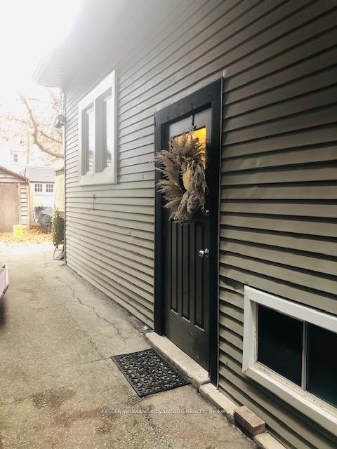 Photo 20 of Unit 4, 54 Waverley Road, Toronto, The Beaches — HOMEH