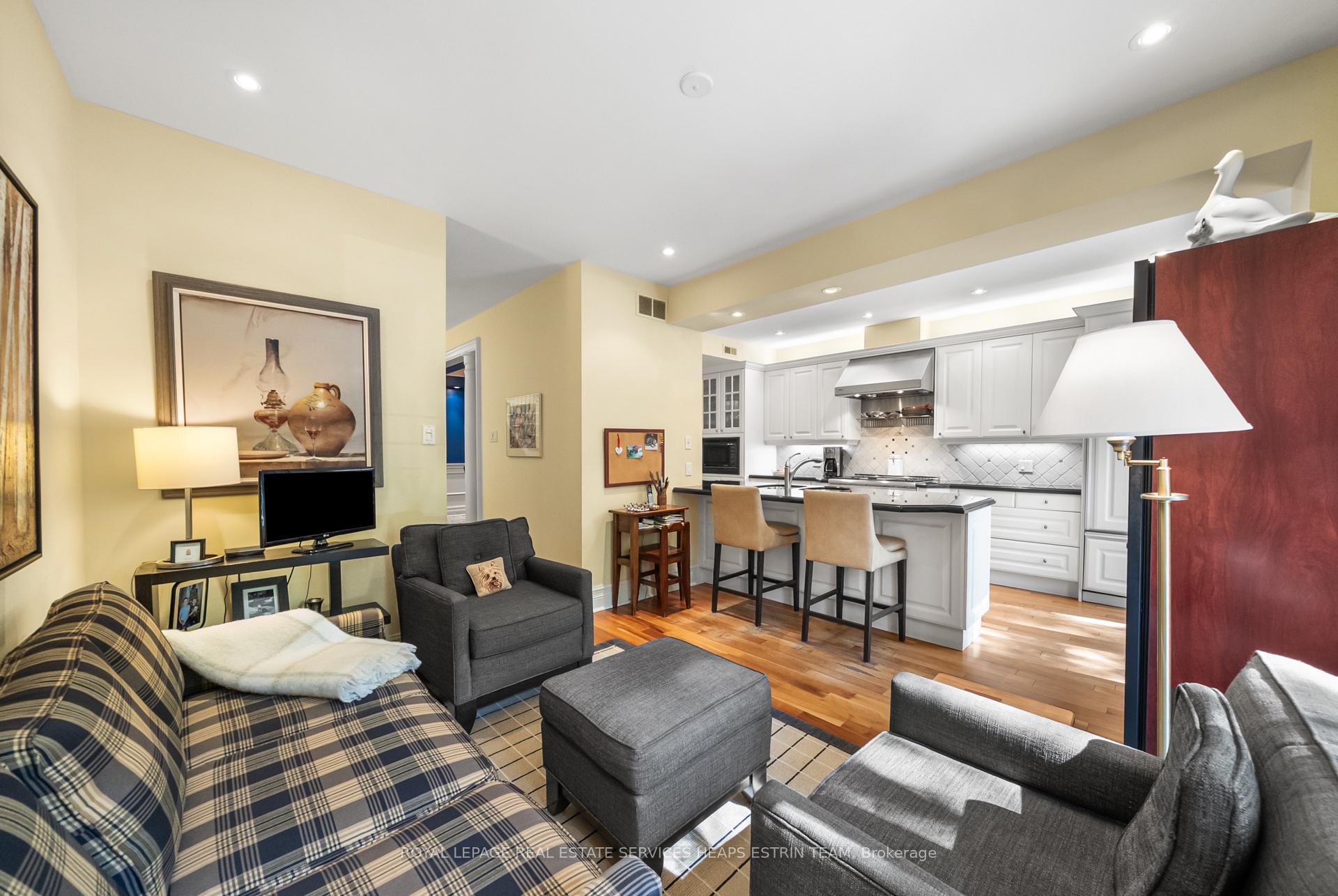 Photo 23 of 100 Elm Avenue, Toronto, Rosedale-Moore Park — HOMEH
