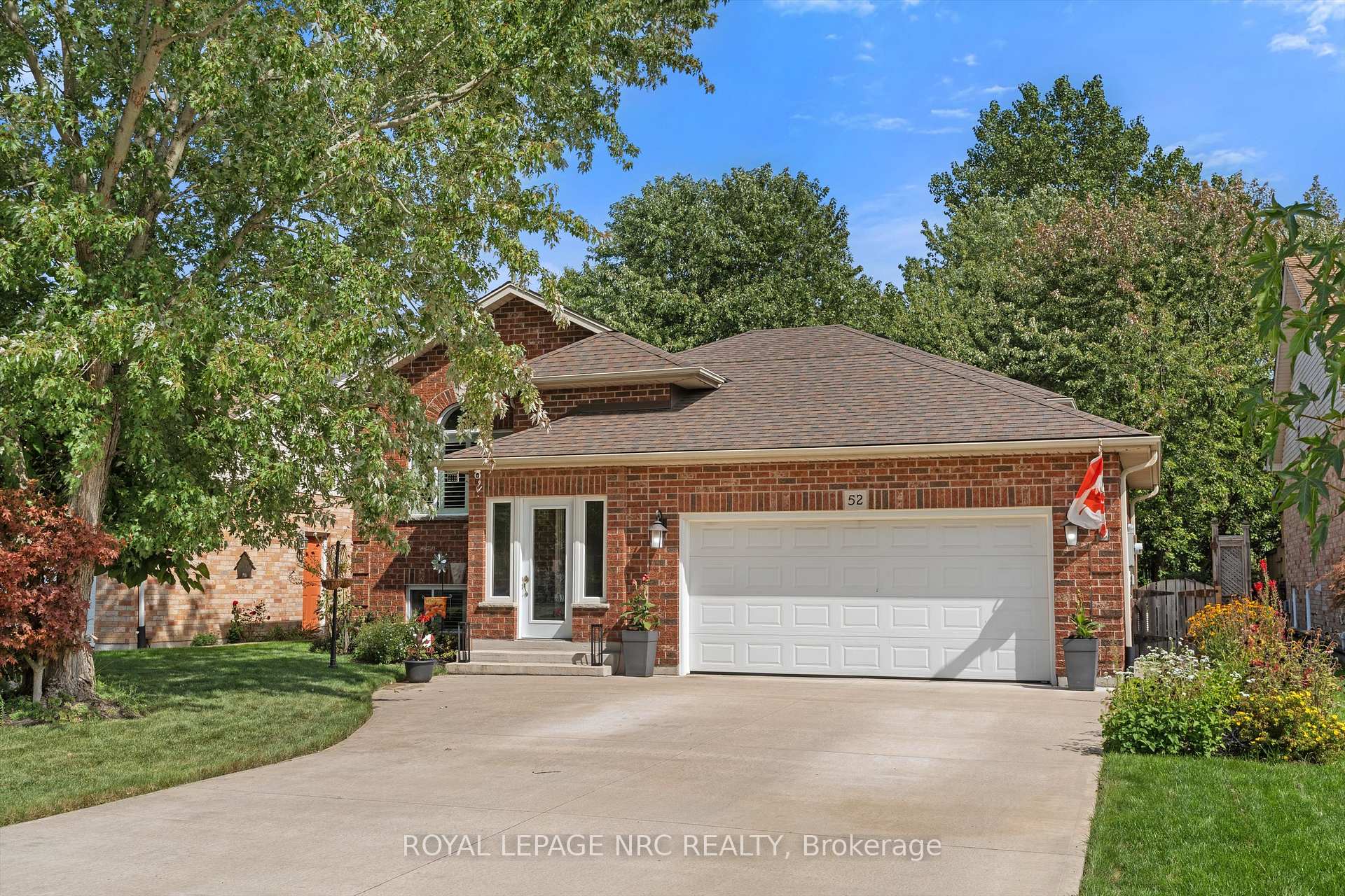 Front of 52 Thorold Avenue