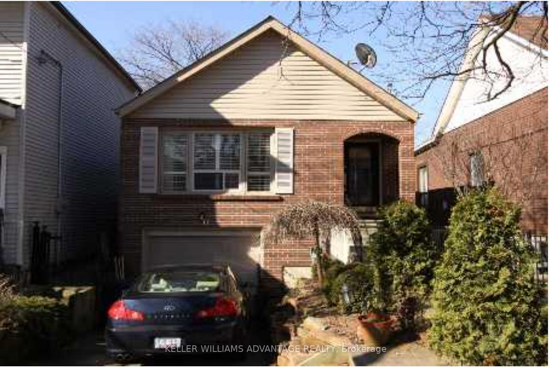Photo 3 of 60 Rhodes Avenue, Toronto, Greenwood-Coxwell — HOMEH