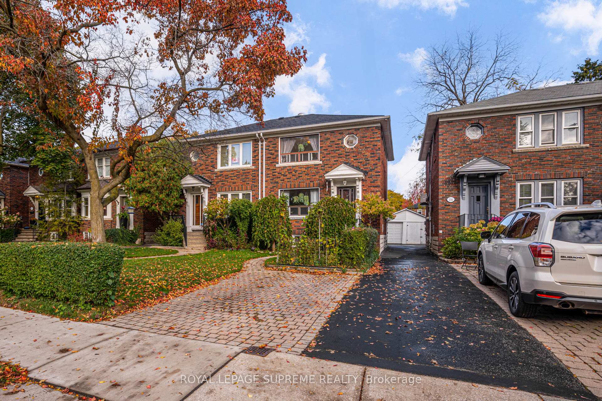 Photo 3 of 152 Parkhurst Boulevard, Toronto, Leaside — HOMEH