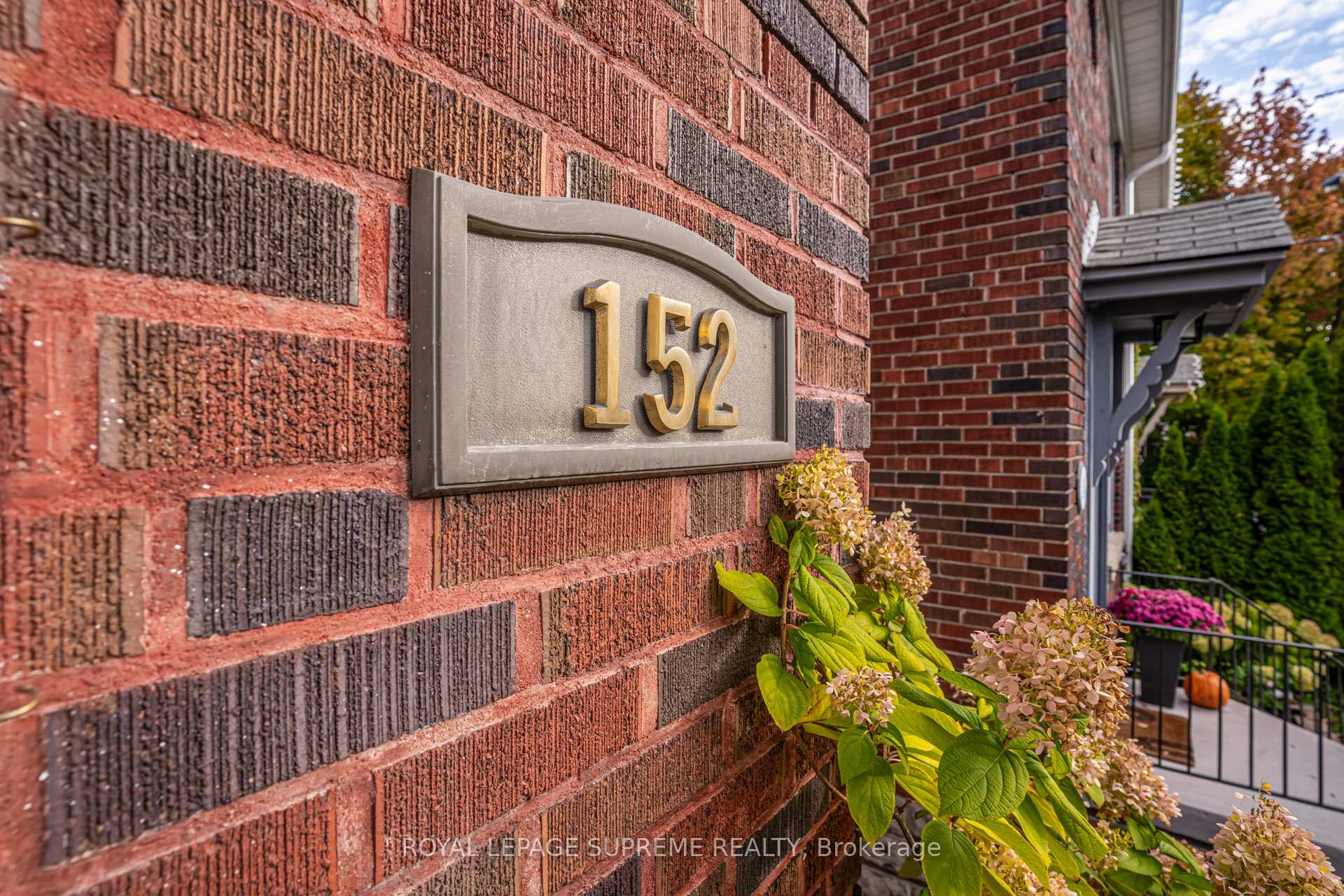 Photo 6 of 152 Parkhurst Boulevard, Toronto, Leaside — HOMEH