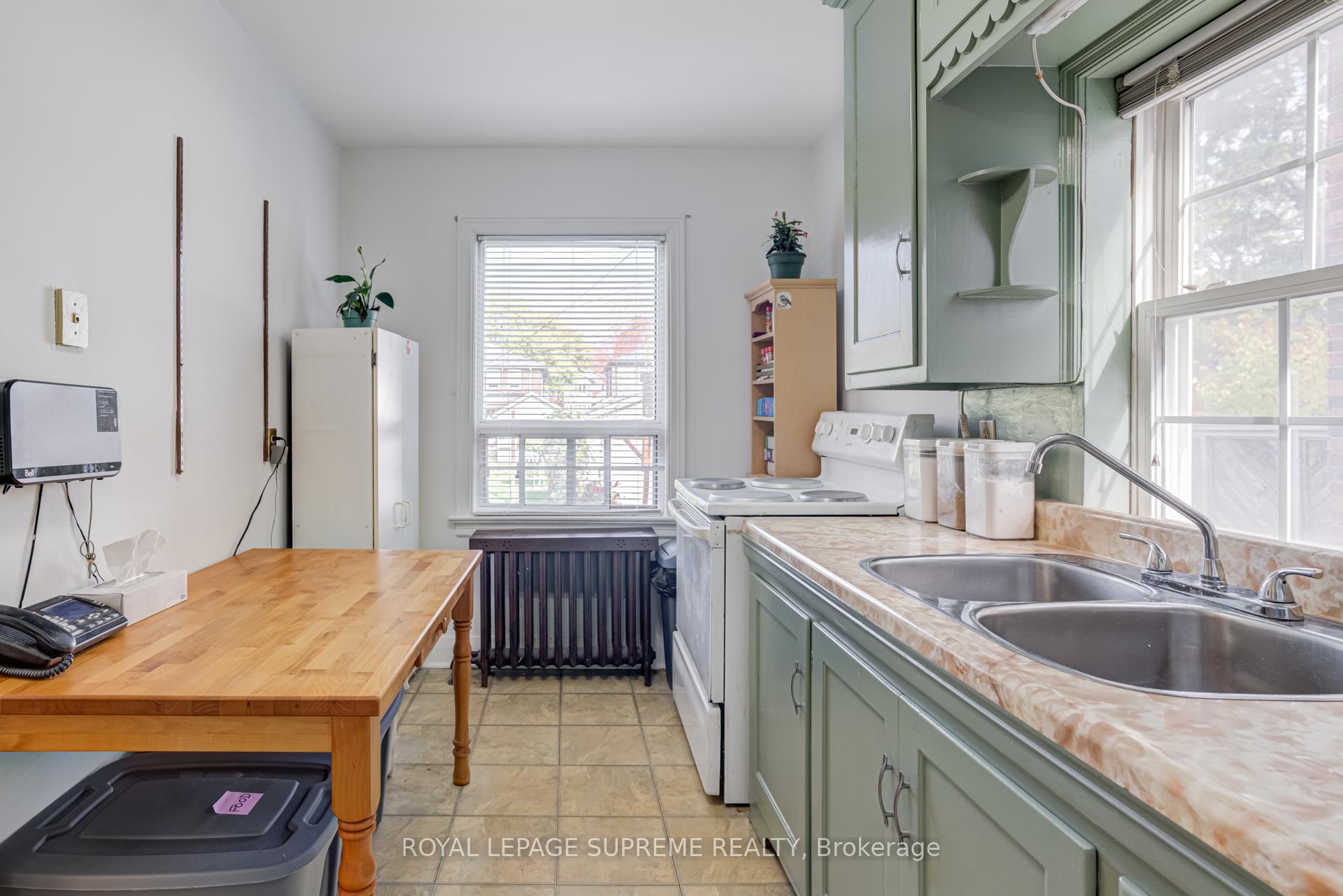 Photo 13 of 152 Parkhurst Boulevard, Toronto, Leaside — HOMEH
