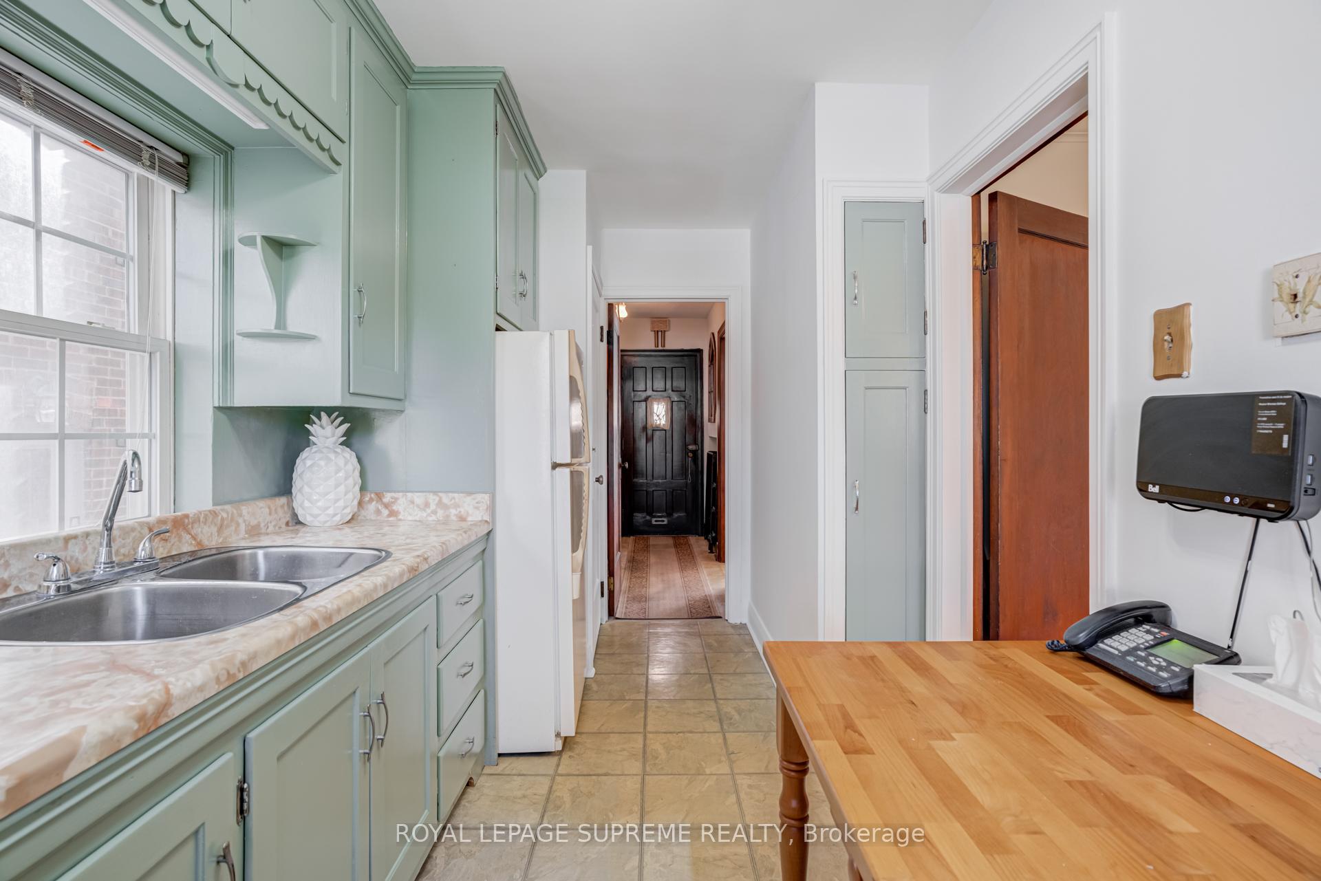 Photo 14 of 152 Parkhurst Boulevard, Toronto, Leaside — HOMEH