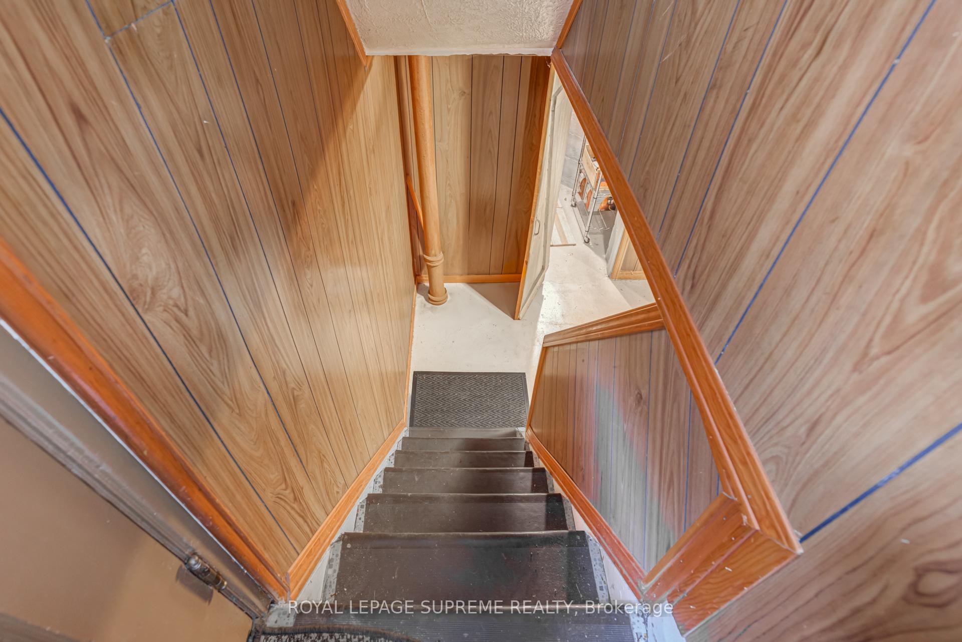Photo 26 of 152 Parkhurst Boulevard, Toronto, Leaside — HOMEH