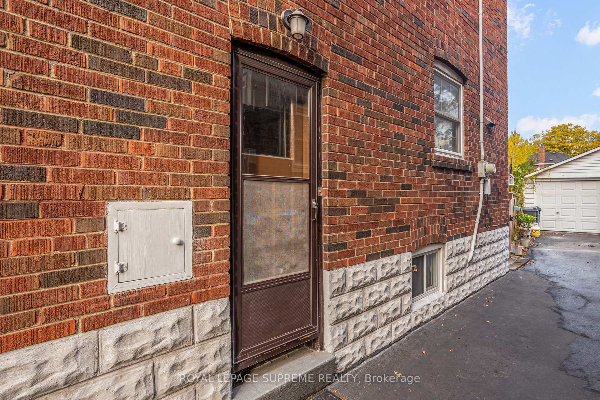 Photo 35 of 152 Parkhurst Boulevard, Toronto, Leaside — HOMEH