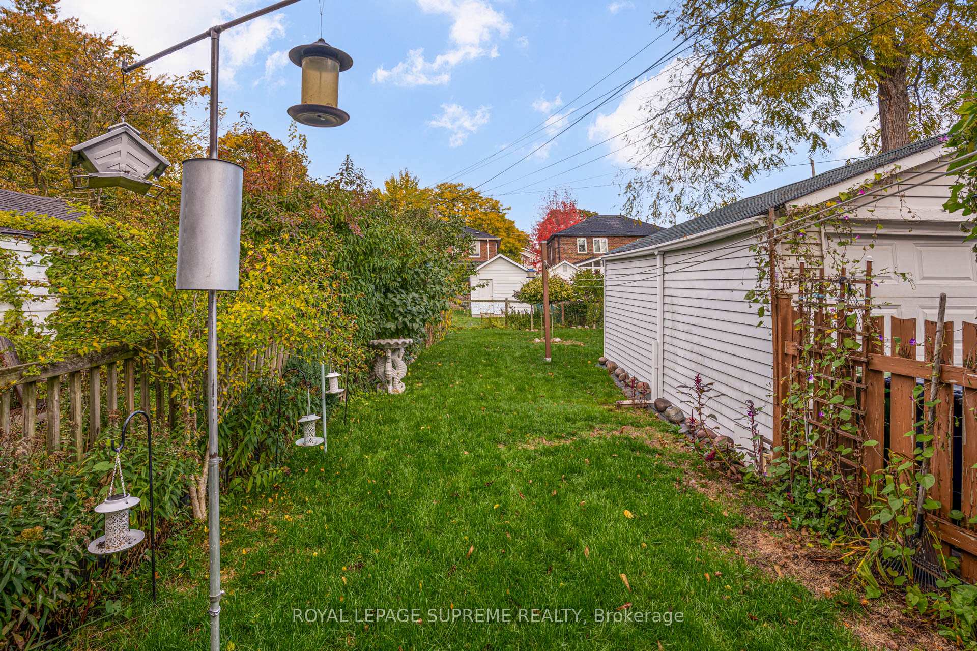 Photo 40 of 152 Parkhurst Boulevard, Toronto, Leaside — HOMEH