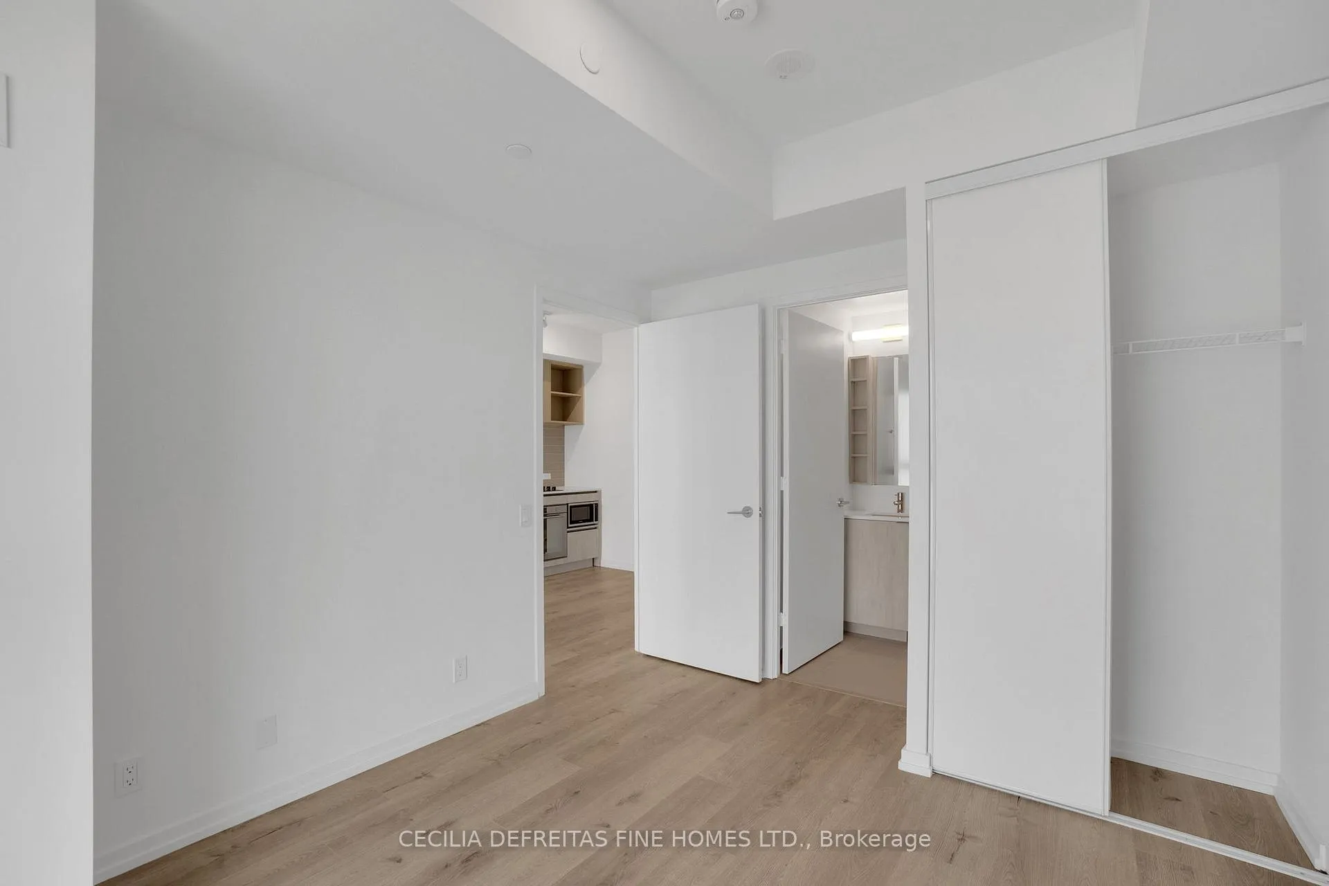 Photo 11 of Unit 4603, 7890 Jane Street, Vaughan, Vaughan Corporate Centre — HOMEH