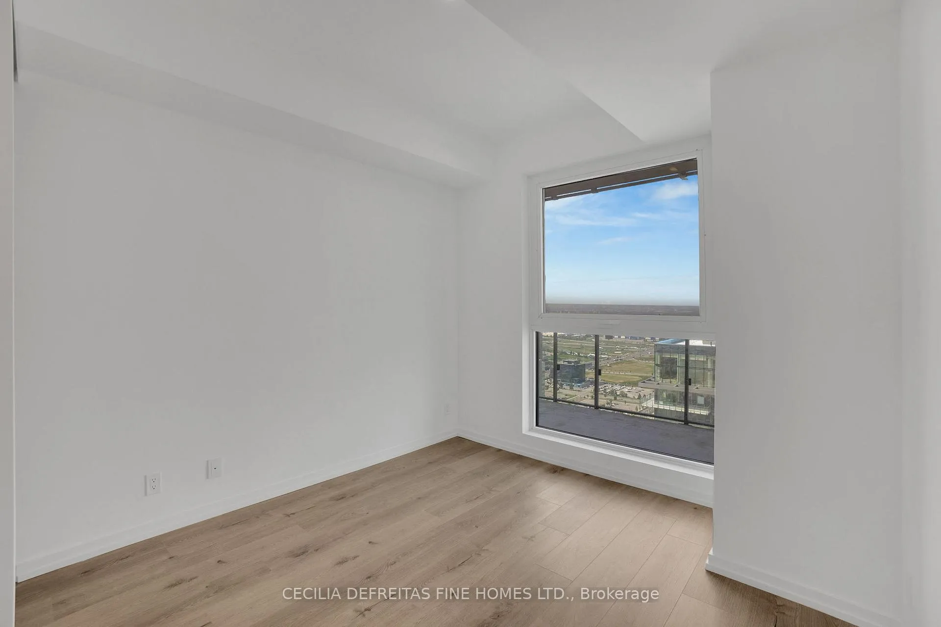 Photo 12 of Unit 4603, 7890 Jane Street, Vaughan, Vaughan Corporate Centre — HOMEH