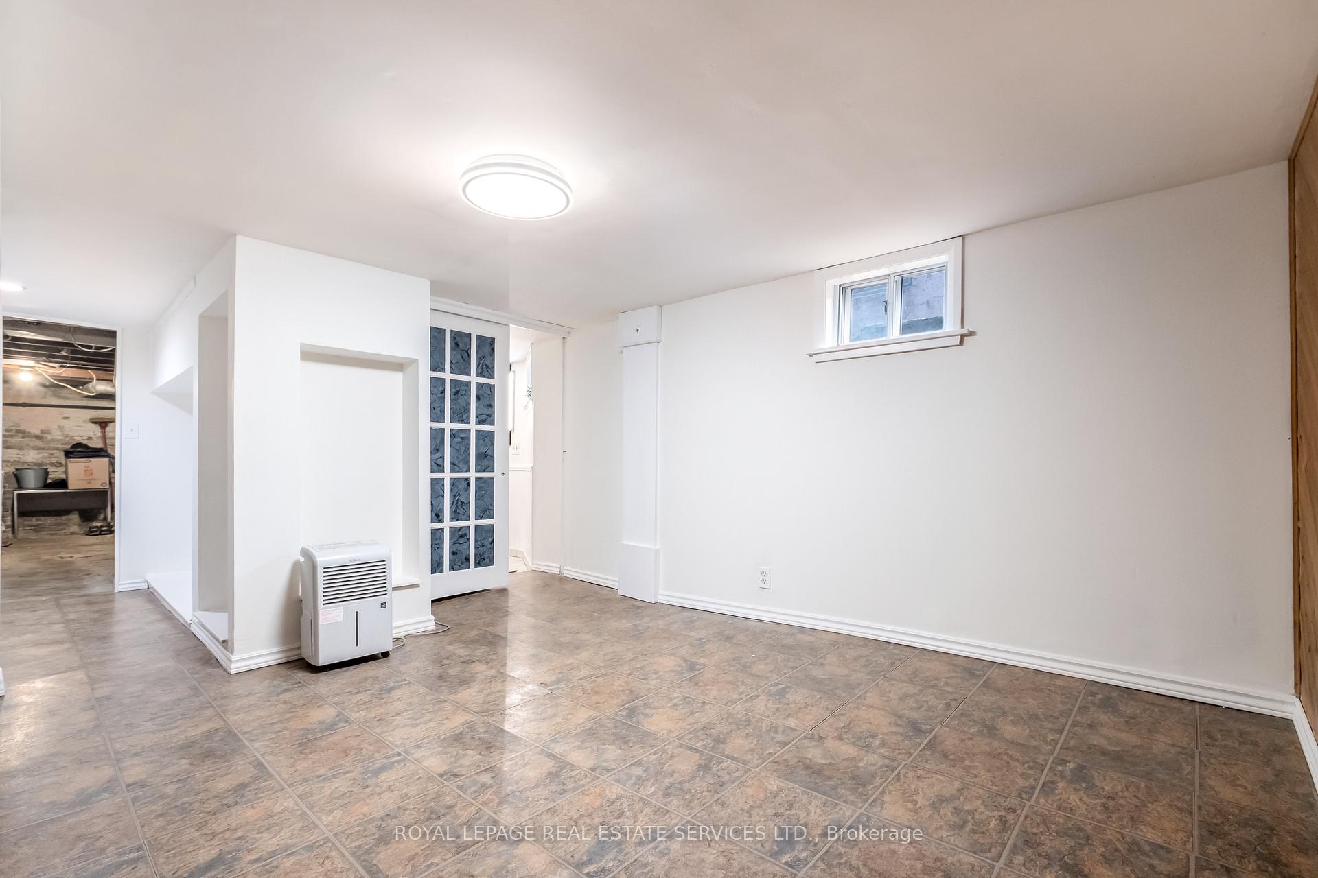 Photo 33 of 65 Drayton Avenue, Toronto, Woodbine Corridor — HOMEH