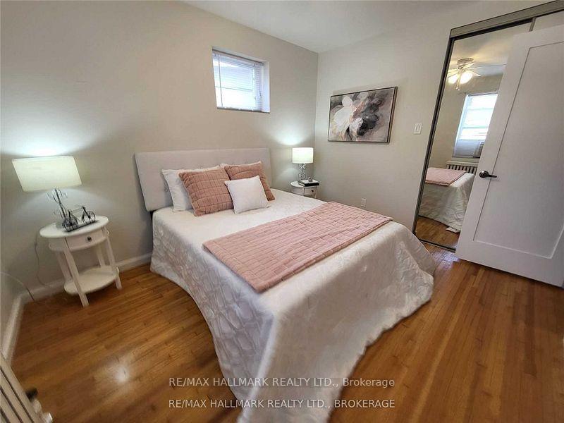 Photo 5 of Unit Main, 8 Bonfield Avenue, Toronto, The Beaches — HOMEH