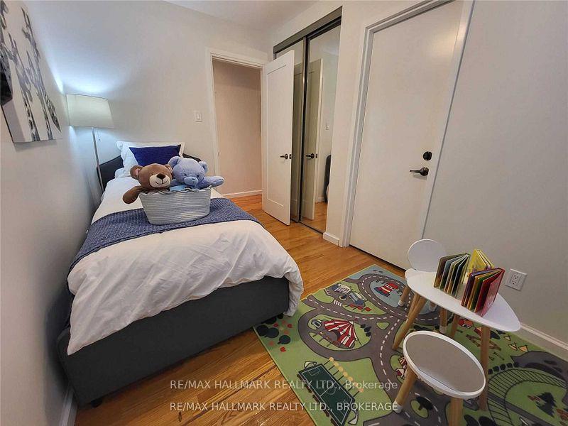Photo 10 of Unit Main, 8 Bonfield Avenue, Toronto, The Beaches — HOMEH