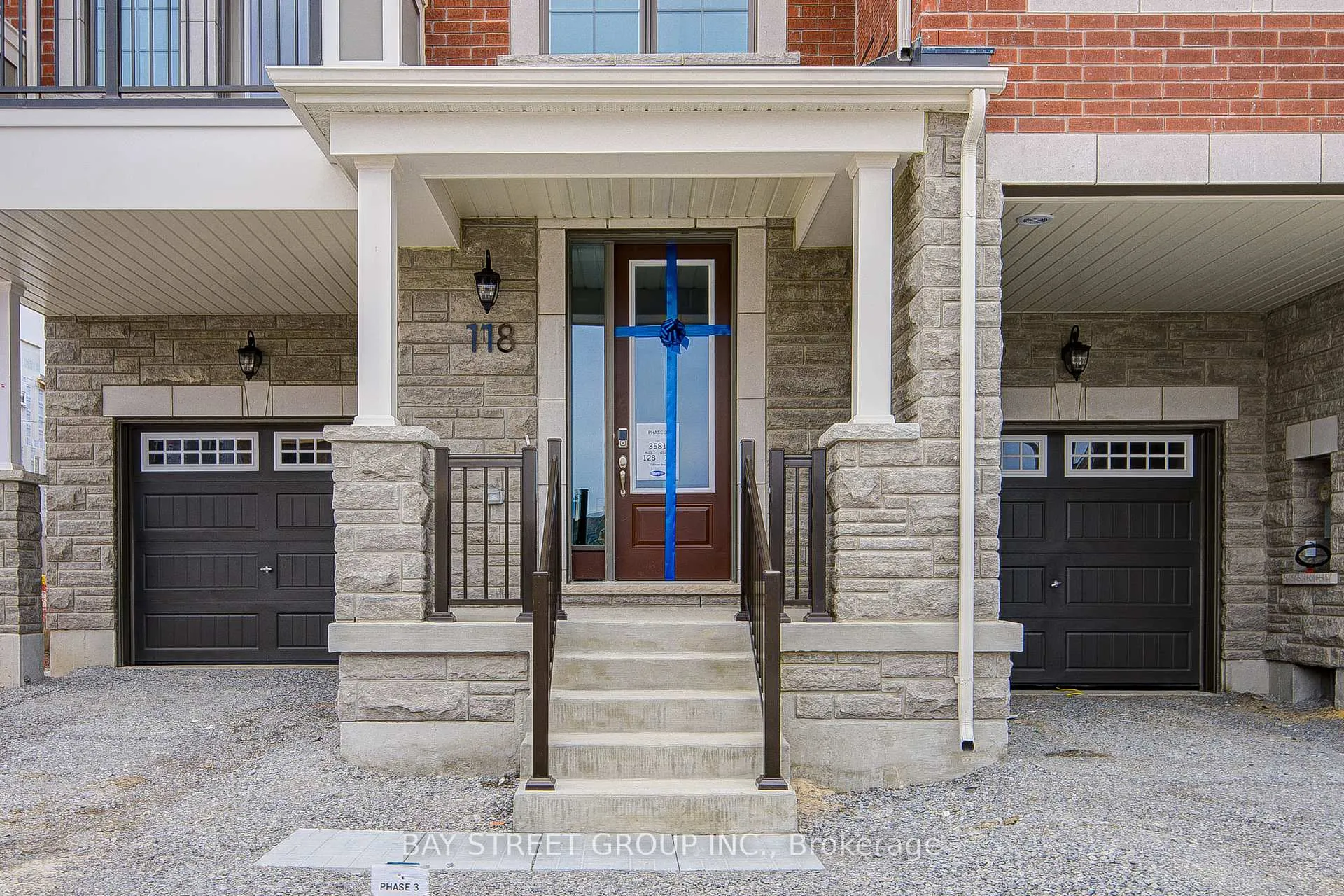 Photo 1 of 118 Azure Drive, Markham, Rural Markham — HOMEH
