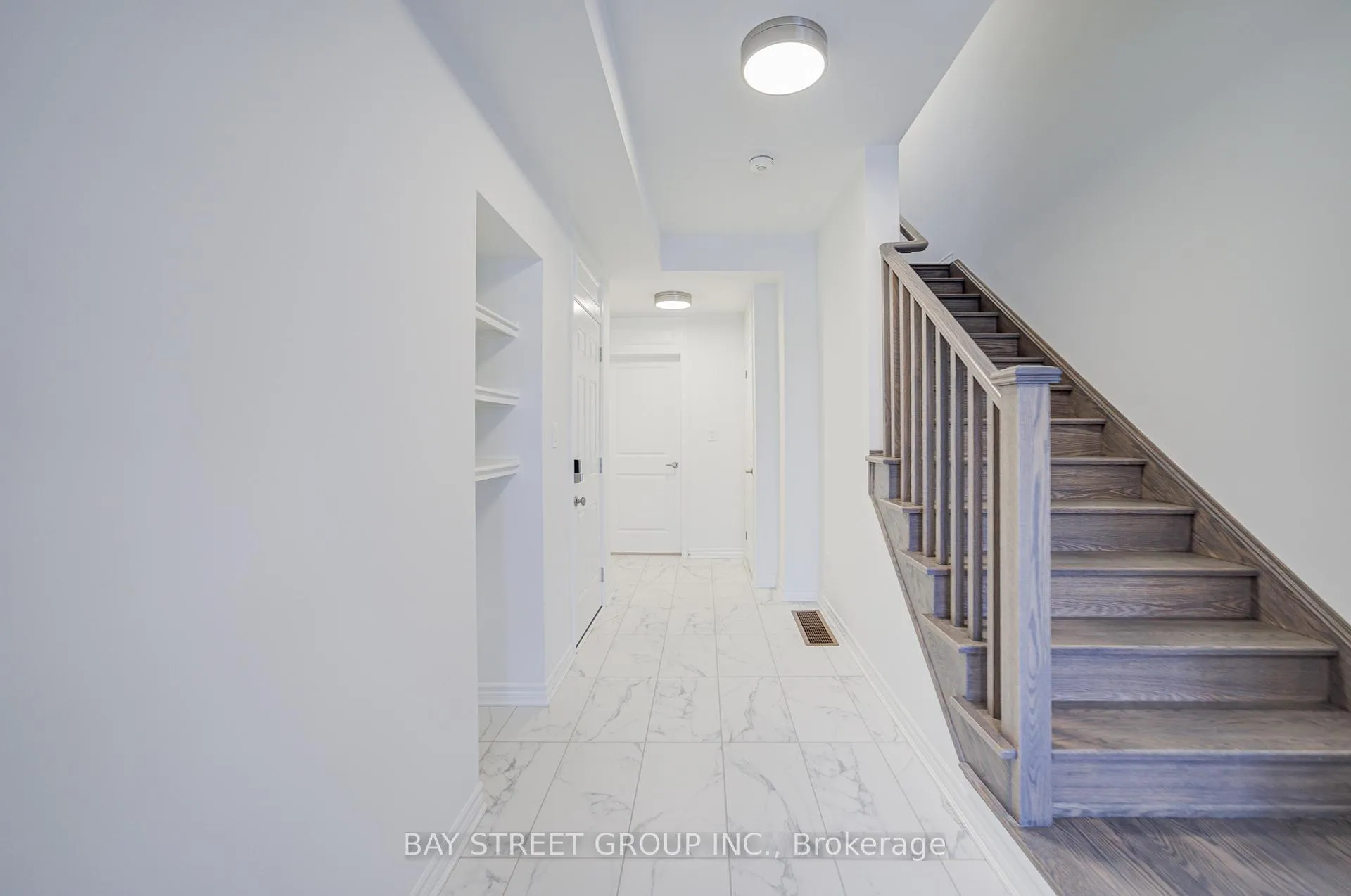 Photo 7 of 118 Azure Drive, Markham, Rural Markham — HOMEH