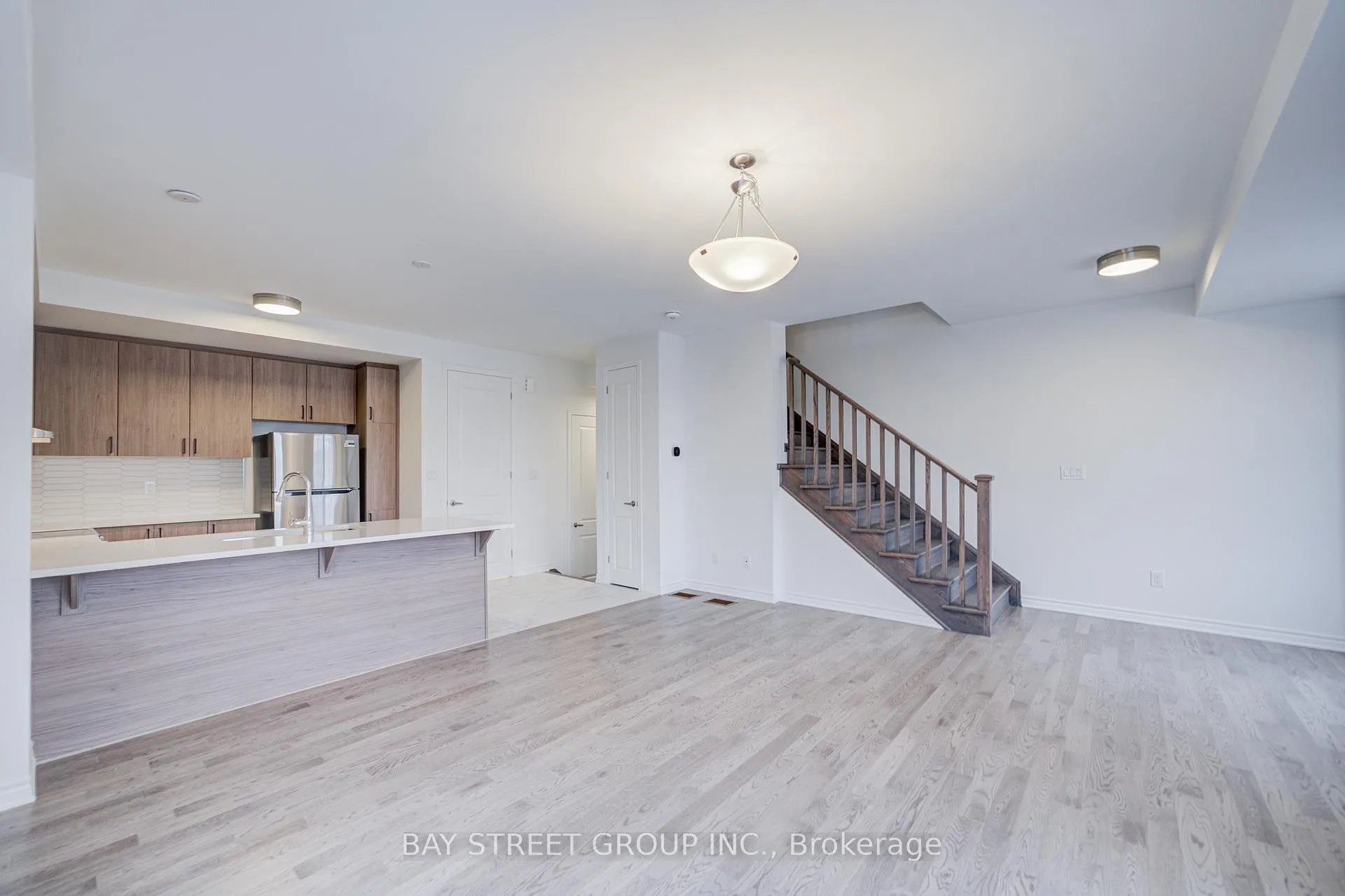 Photo 23 of 118 Azure Drive, Markham, Rural Markham — HOMEH