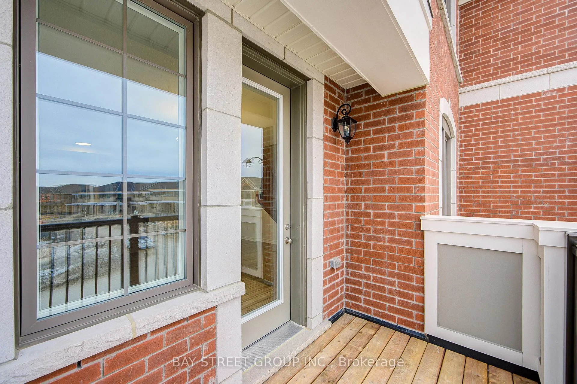 Photo 30 of 118 Azure Drive, Markham, Rural Markham — HOMEH