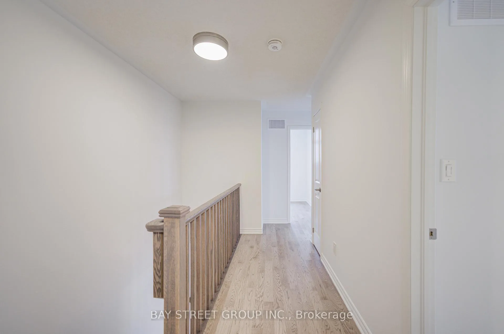 Photo 31 of 118 Azure Drive, Markham, Rural Markham — HOMEH