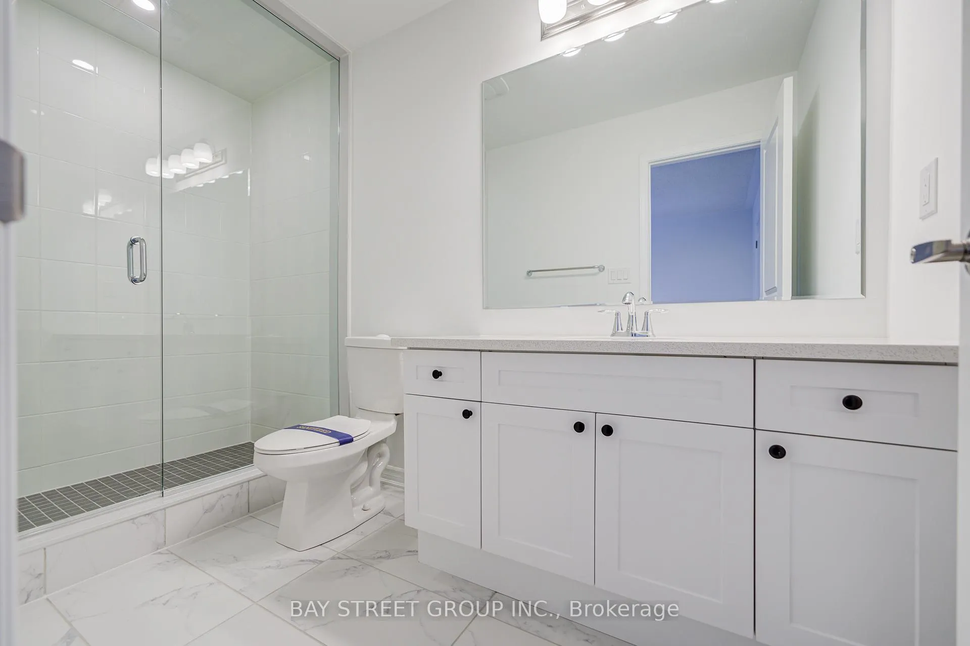 Photo 39 of 118 Azure Drive, Markham, Rural Markham — HOMEH