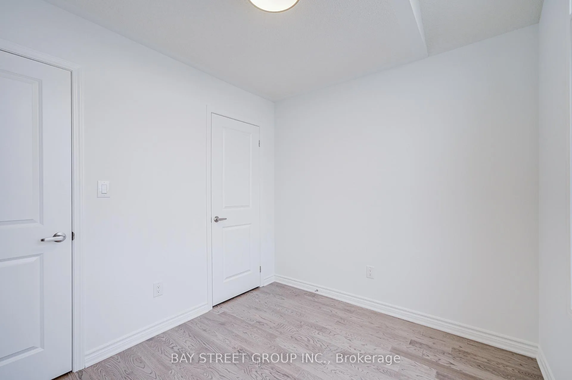 Photo 43 of 118 Azure Drive, Markham, Rural Markham — HOMEH