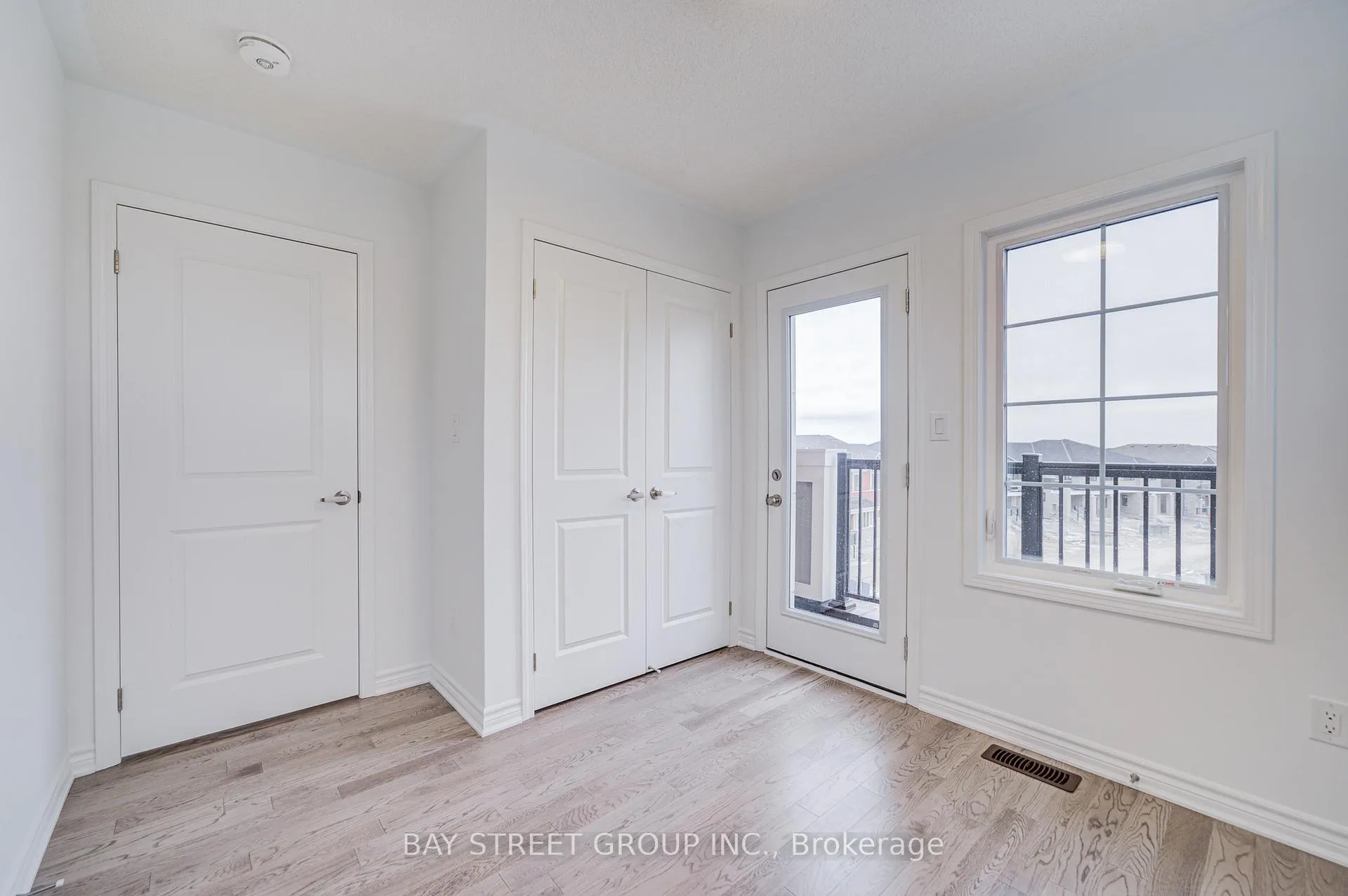 Photo 46 of 118 Azure Drive, Markham, Rural Markham — HOMEH