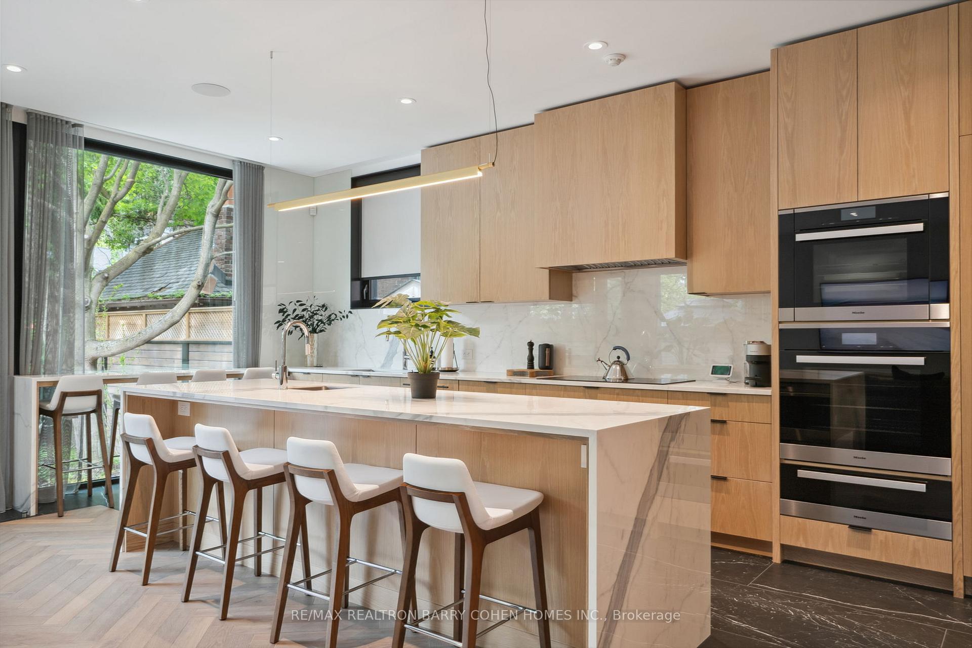Photo 9 of 135 Crescent Road, Toronto, Rosedale-Moore Park — HOMEH