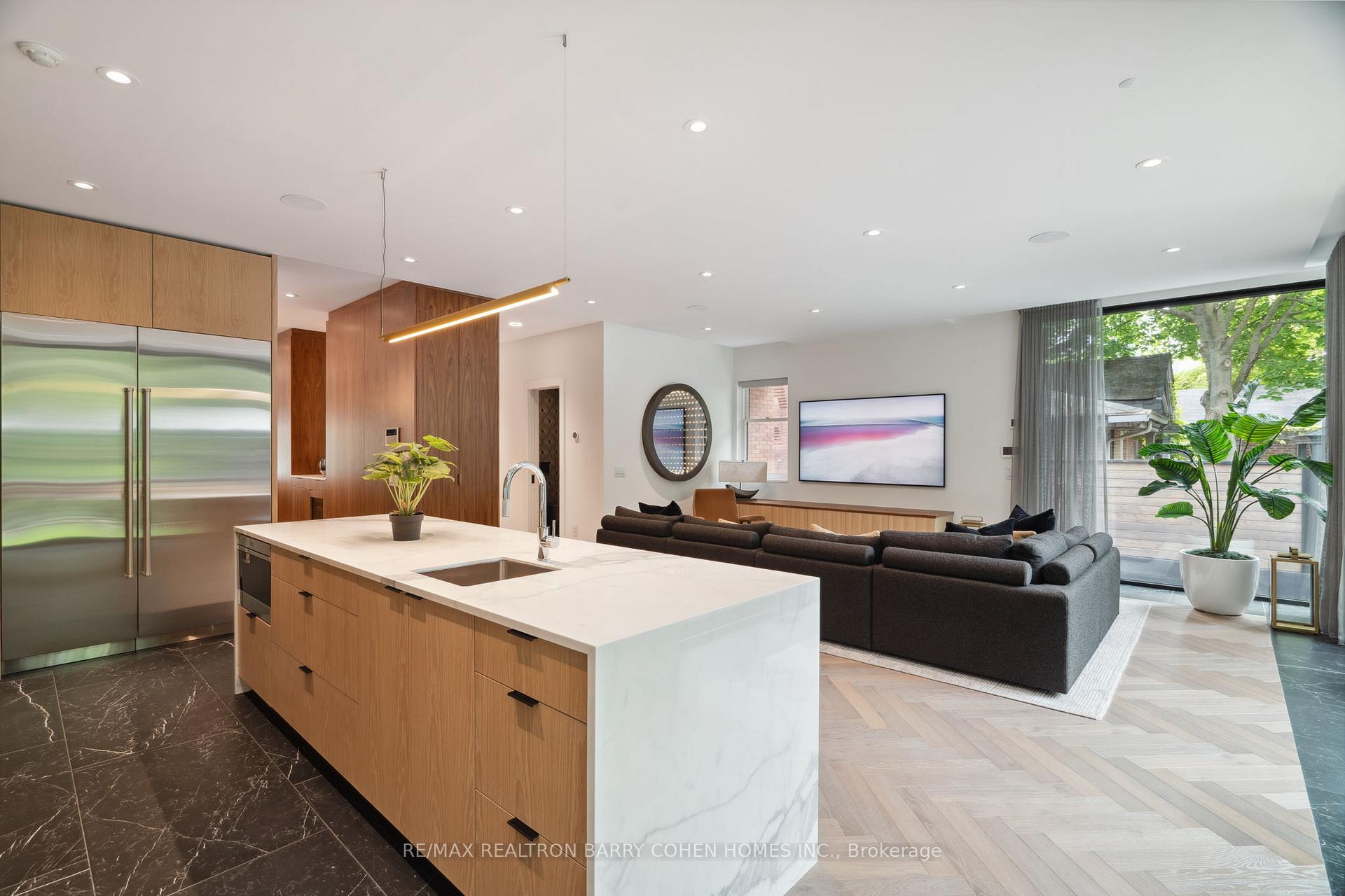 Photo 13 of 135 Crescent Road, Toronto, Rosedale-Moore Park — HOMEH