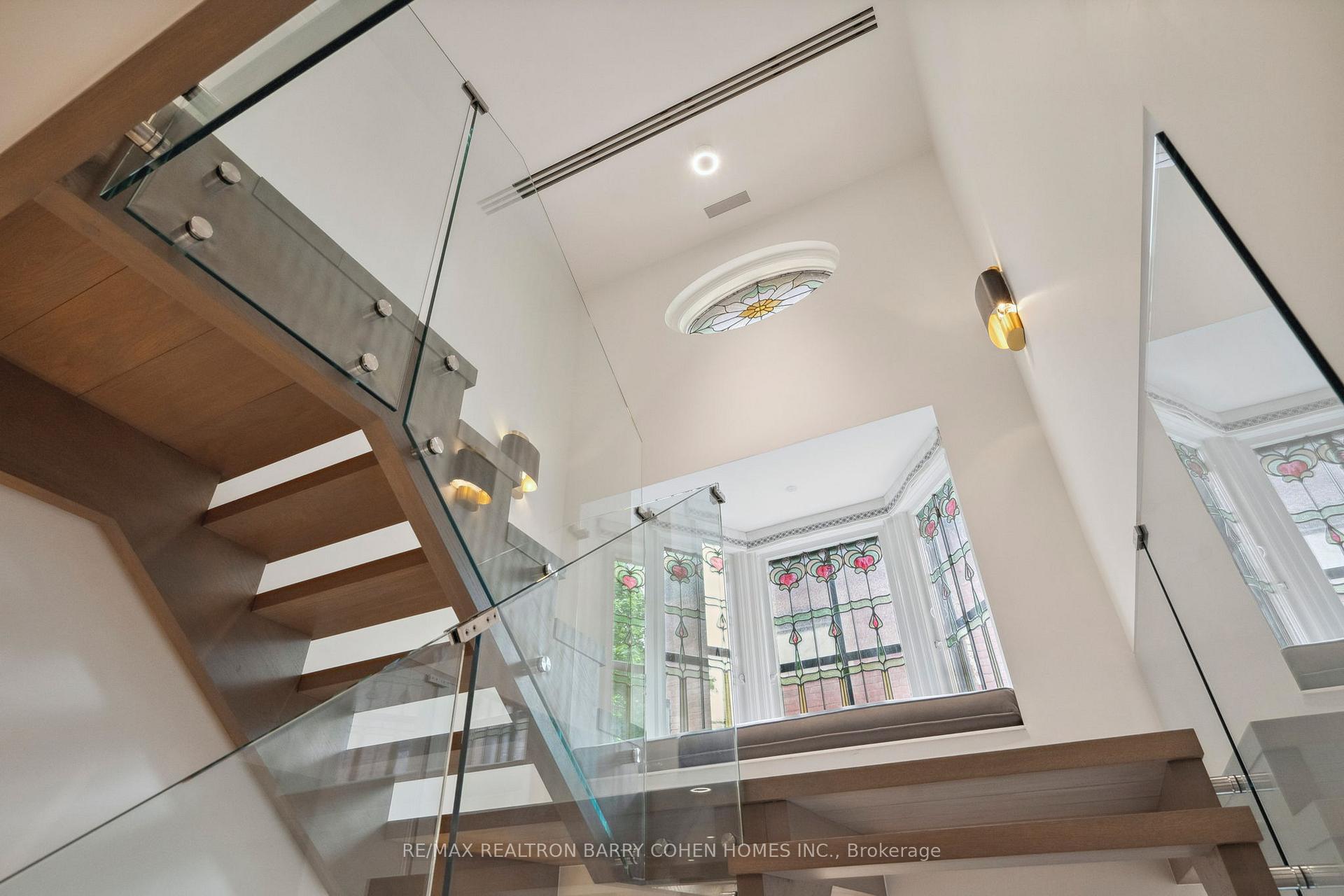 Photo 17 of 135 Crescent Road, Toronto, Rosedale-Moore Park — HOMEH