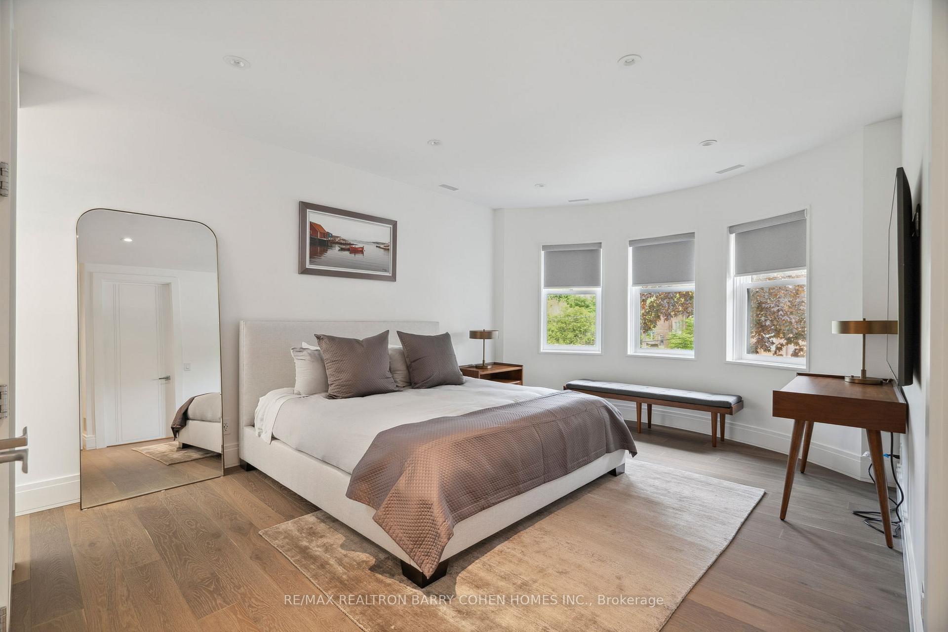 Photo 22 of 135 Crescent Road, Toronto, Rosedale-Moore Park — HOMEH