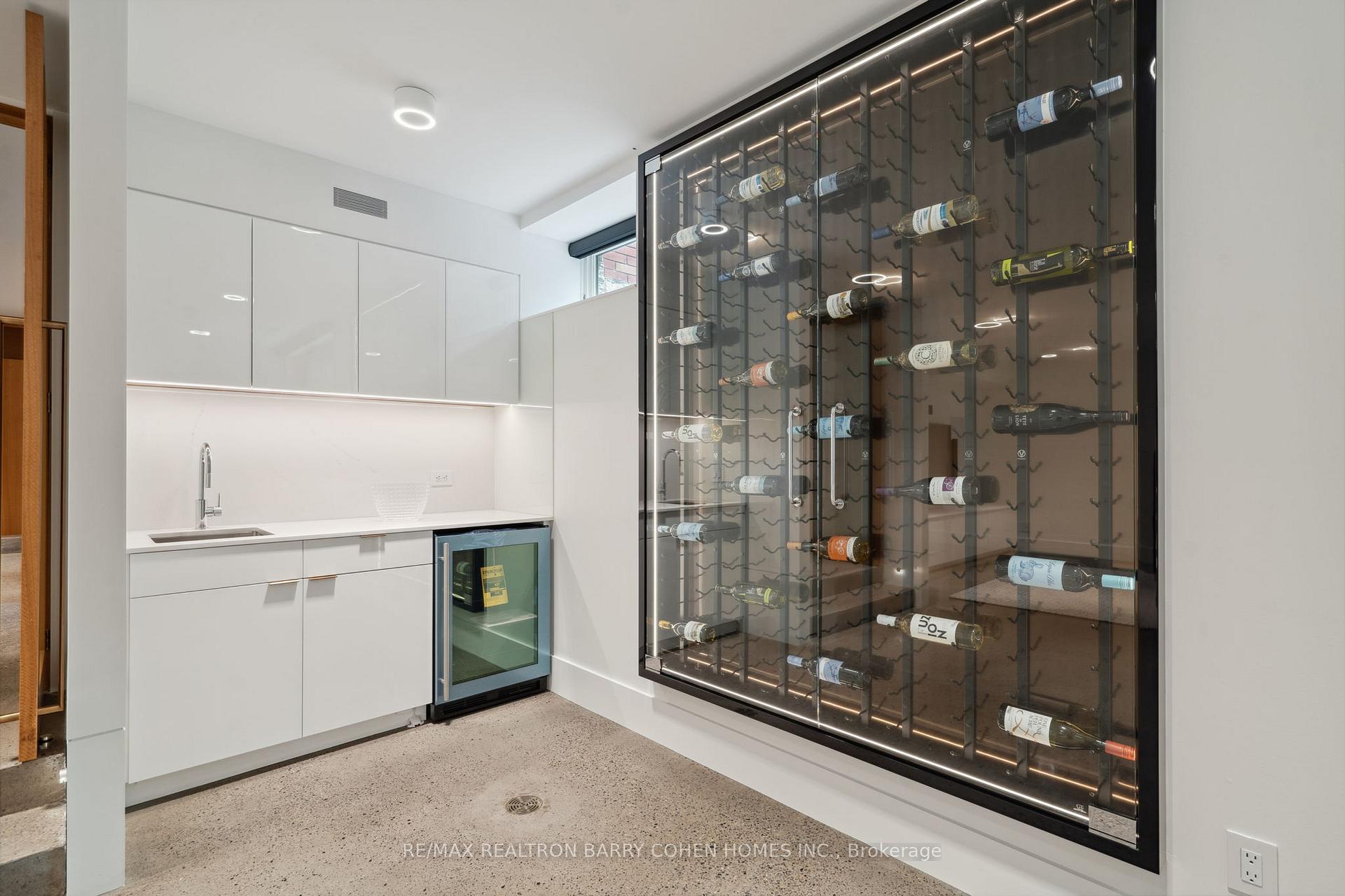 Photo 29 of 135 Crescent Road, Toronto, Rosedale-Moore Park — HOMEH
