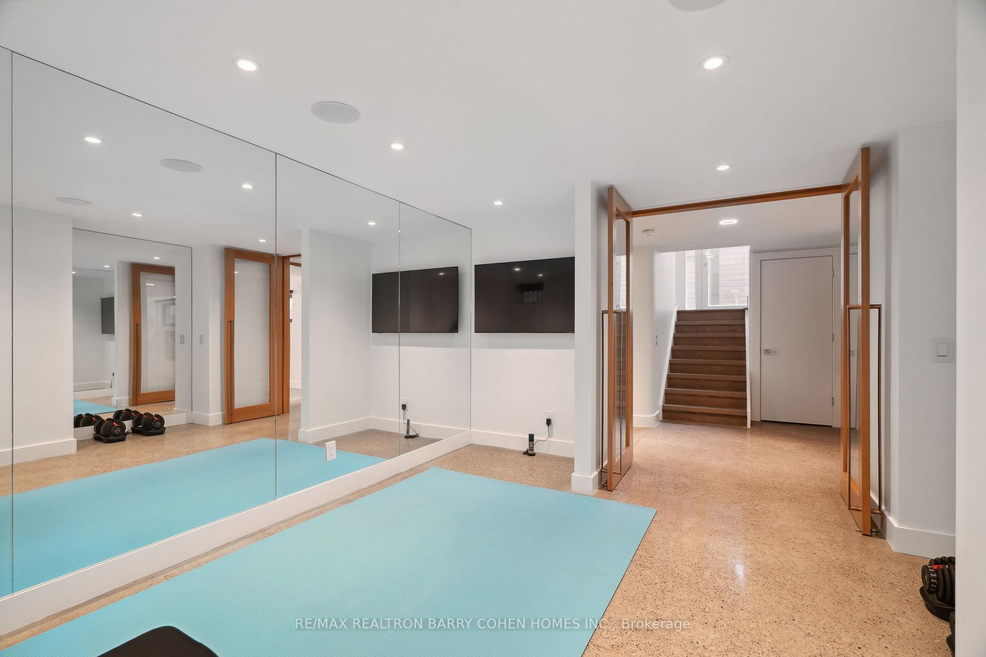 Photo 30 of 135 Crescent Road, Toronto, Rosedale-Moore Park — HOMEH