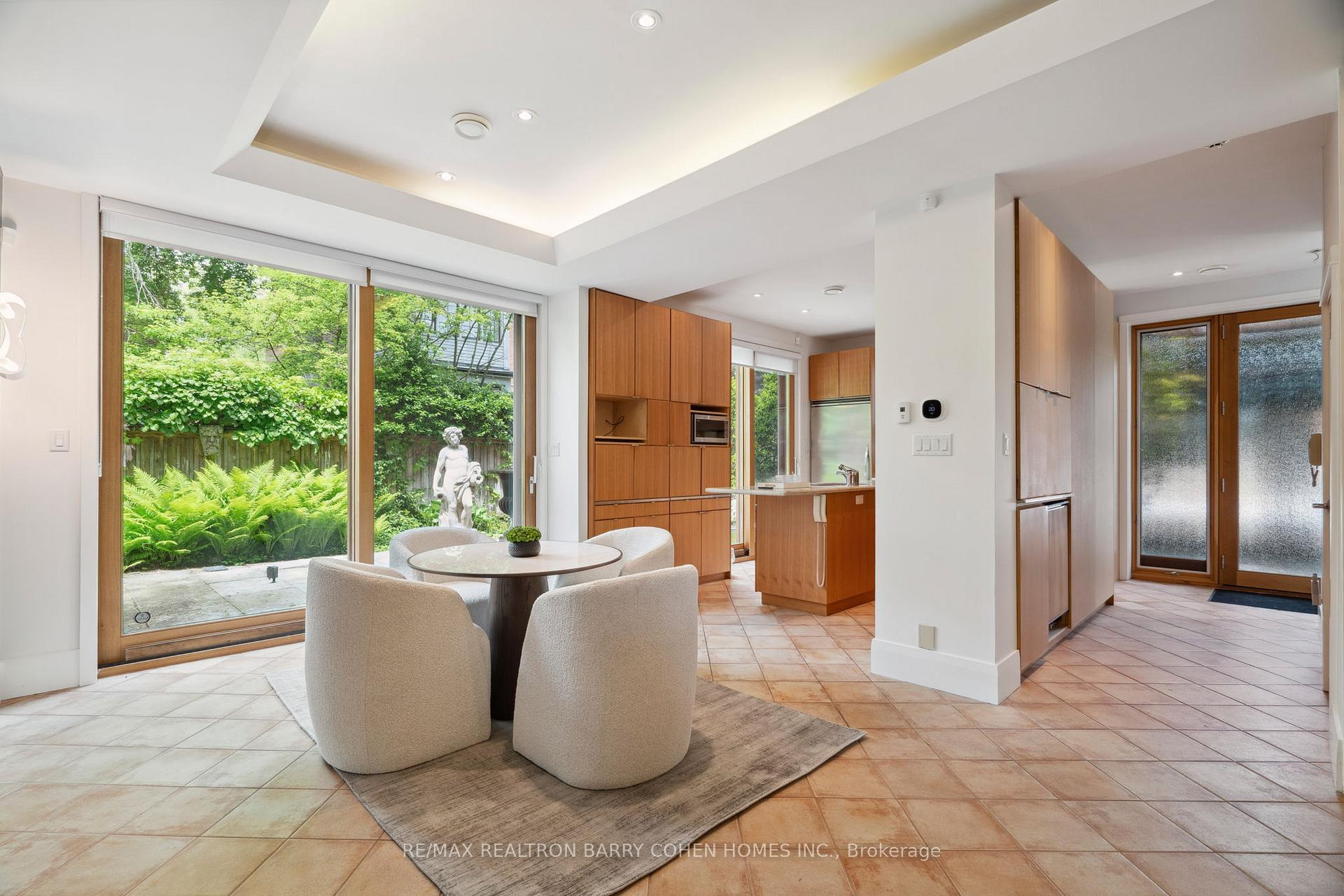 Photo 33 of 135 Crescent Road, Toronto, Rosedale-Moore Park — HOMEH