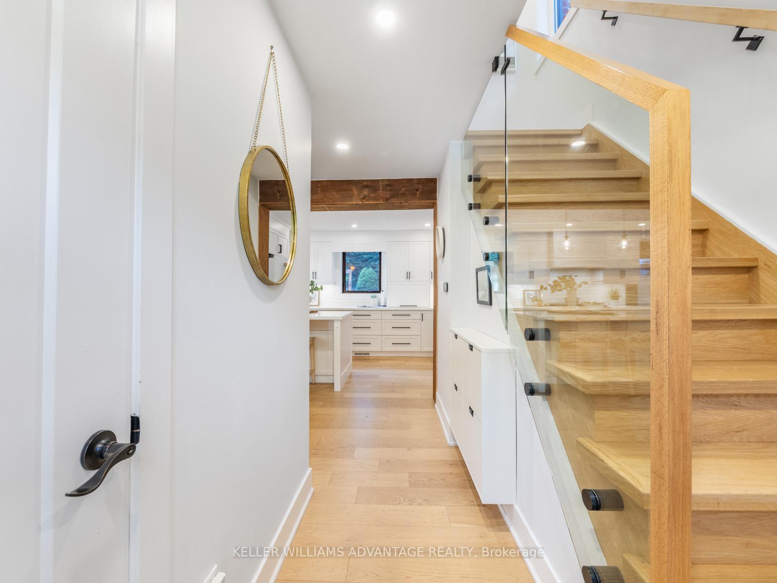 Photo 3 of 93 Glen Davis Crescent, Toronto, East End-Danforth — HOMEH