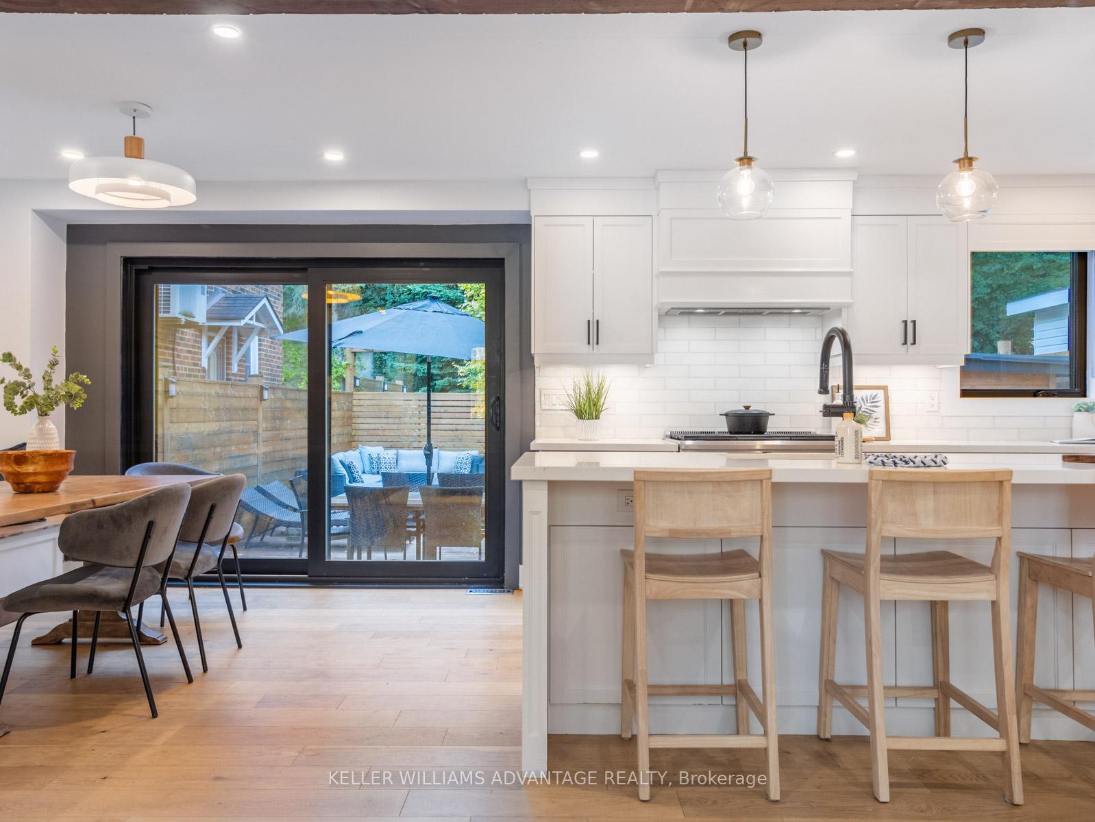 Photo 7 of 93 Glen Davis Crescent, Toronto, East End-Danforth — HOMEH