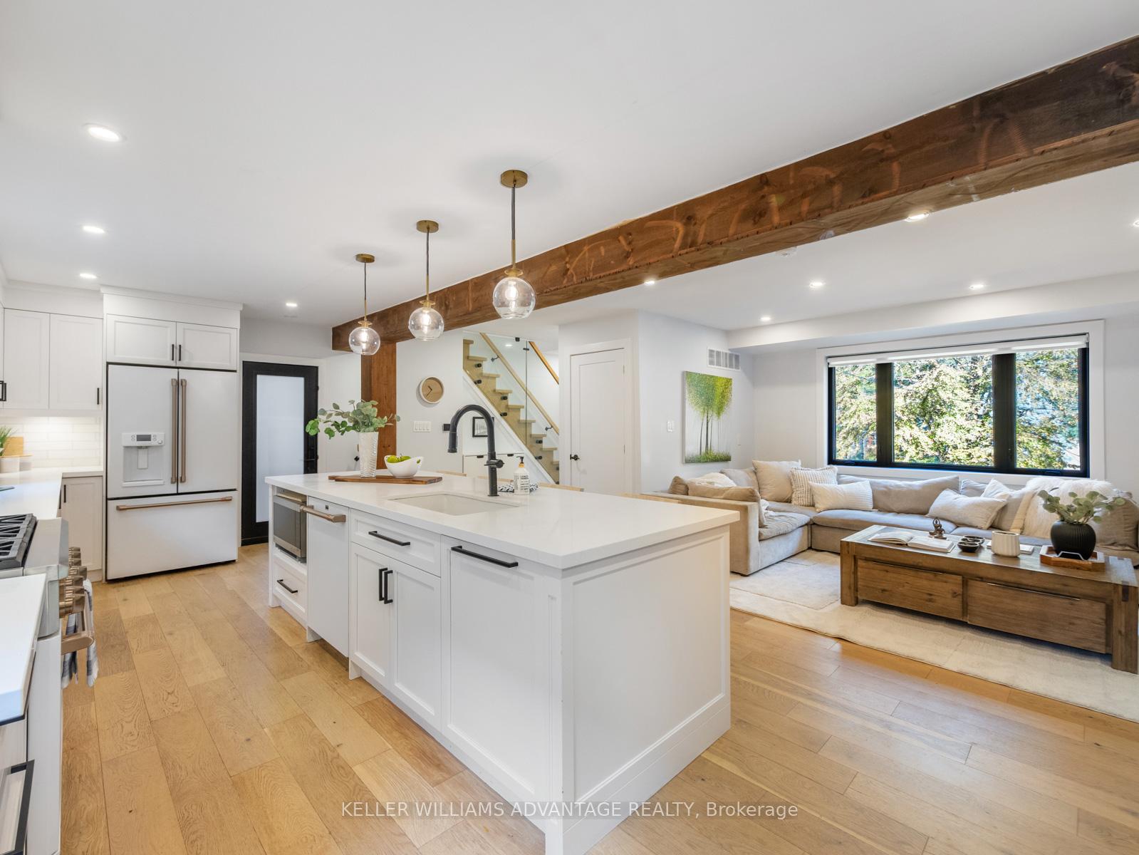 Photo 12 of 93 Glen Davis Crescent, Toronto, East End-Danforth — HOMEH
