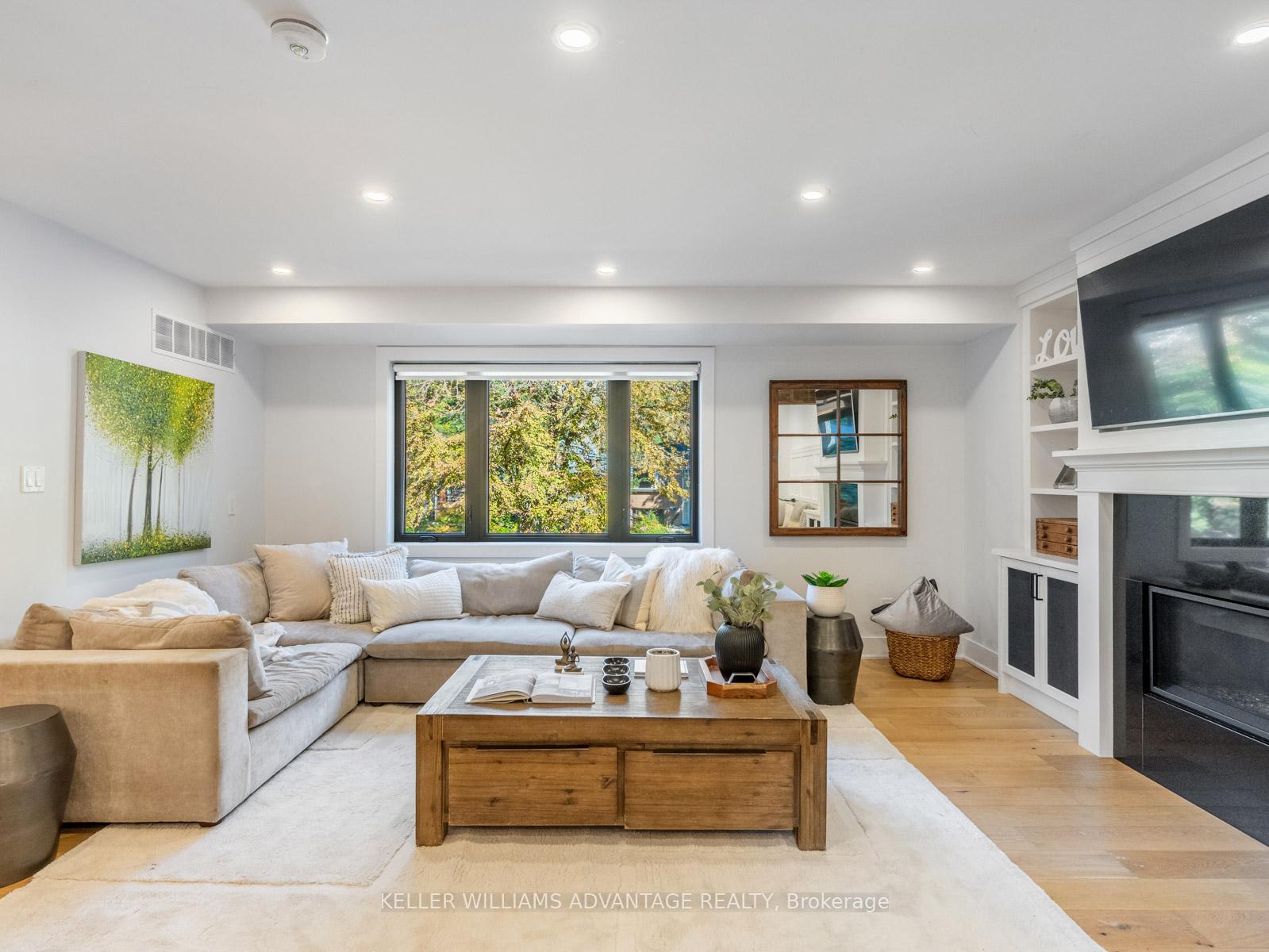 Photo 14 of 93 Glen Davis Crescent, Toronto, East End-Danforth — HOMEH