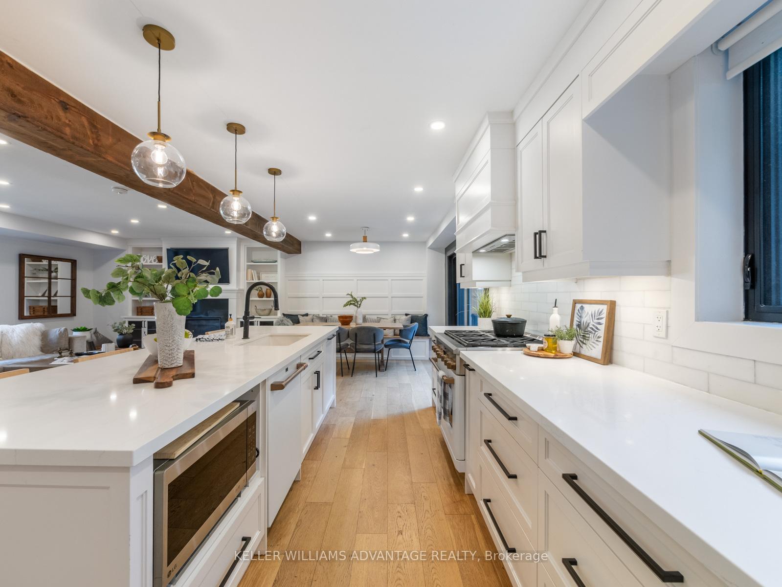 Photo 16 of 93 Glen Davis Crescent, Toronto, East End-Danforth — HOMEH