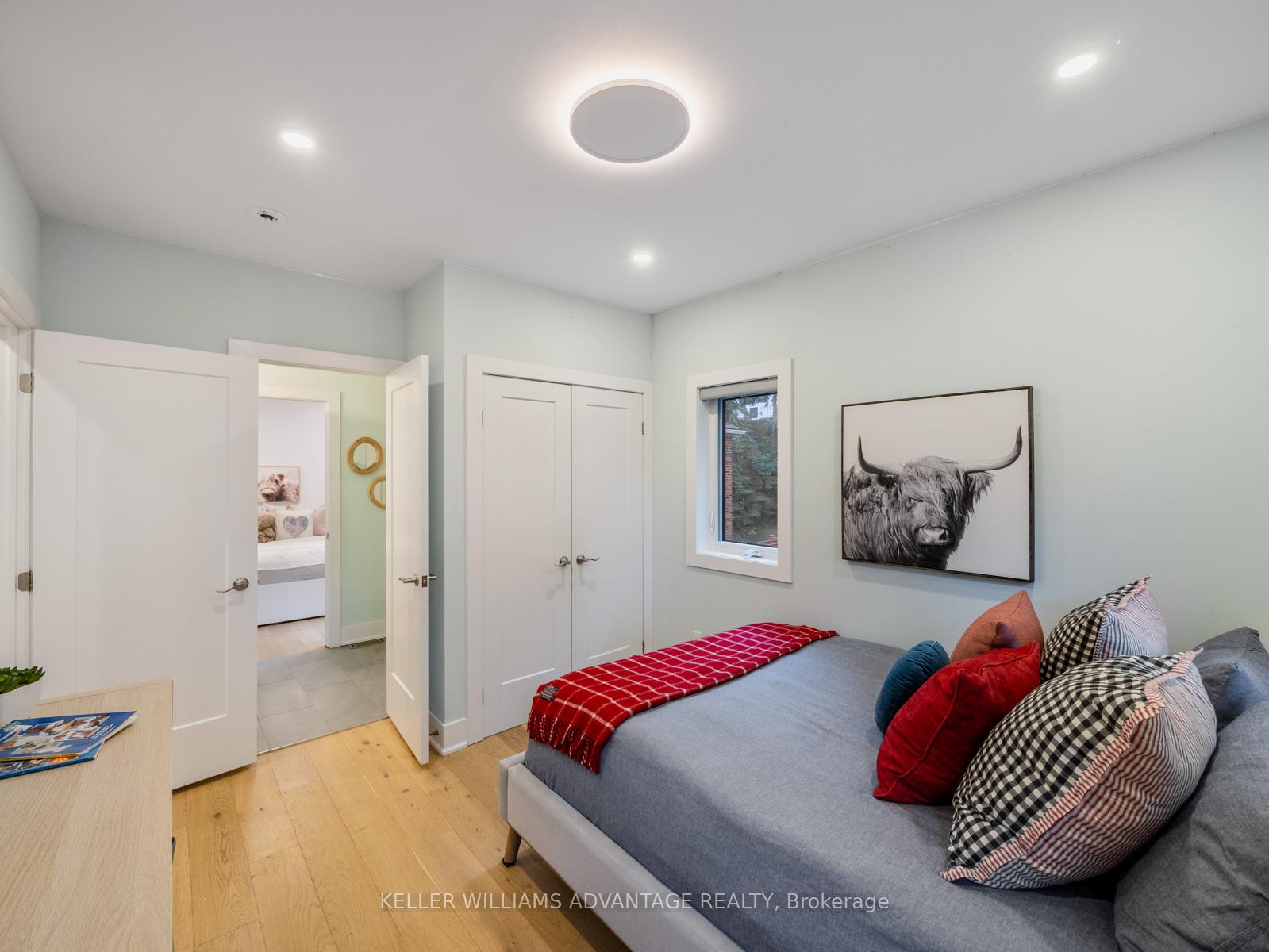 Photo 30 of 93 Glen Davis Crescent, Toronto, East End-Danforth — HOMEH